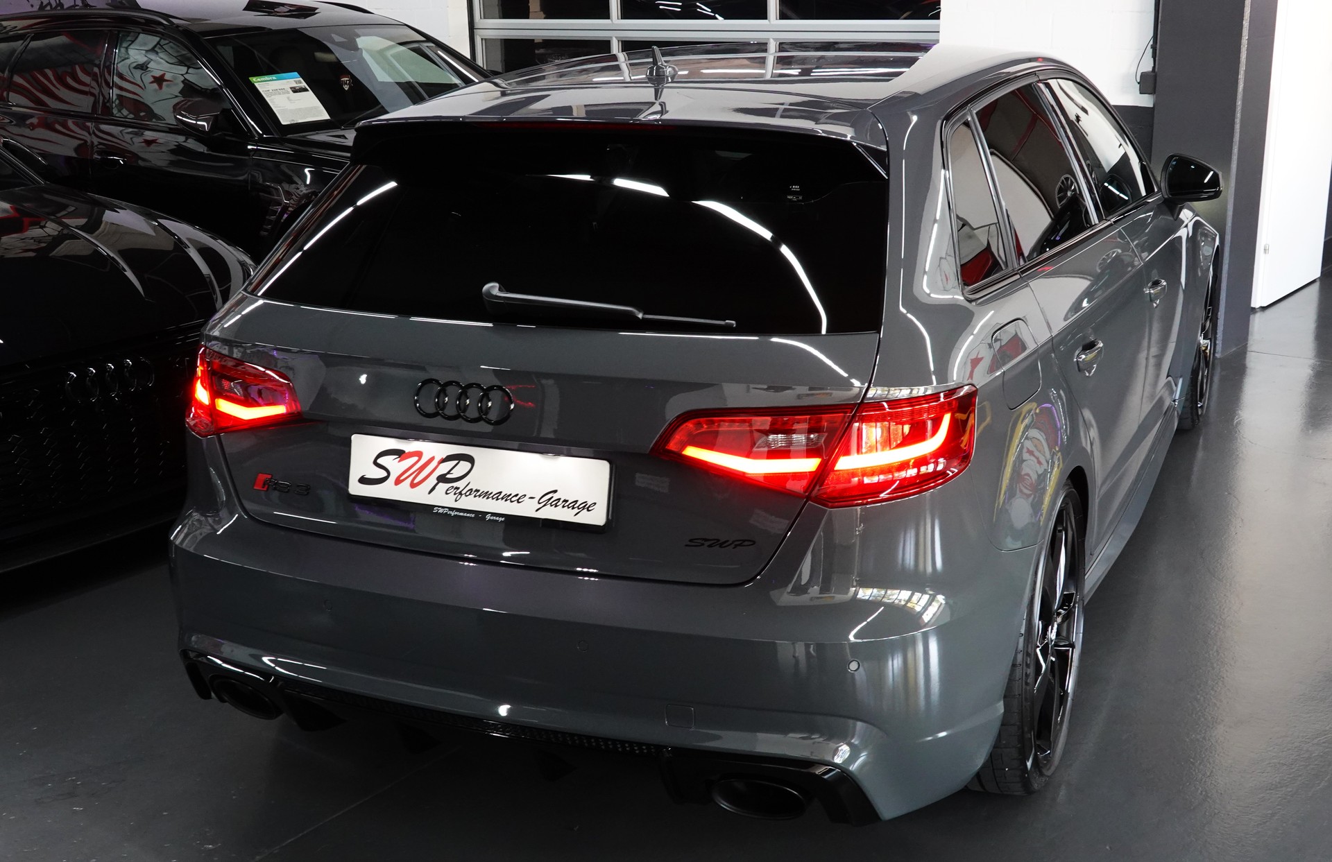 AUDI RS3 2.5 TSI QUATTRO S-TRONIC BILSTEIN NANO GREY MET. EXCLUSIVE-image-24