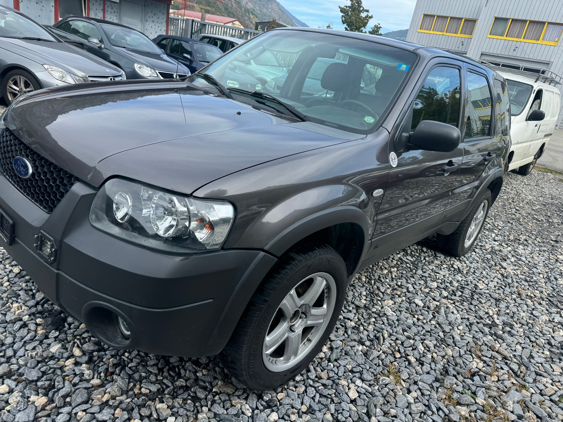 FORD Maverick 3.0 24V-image-2