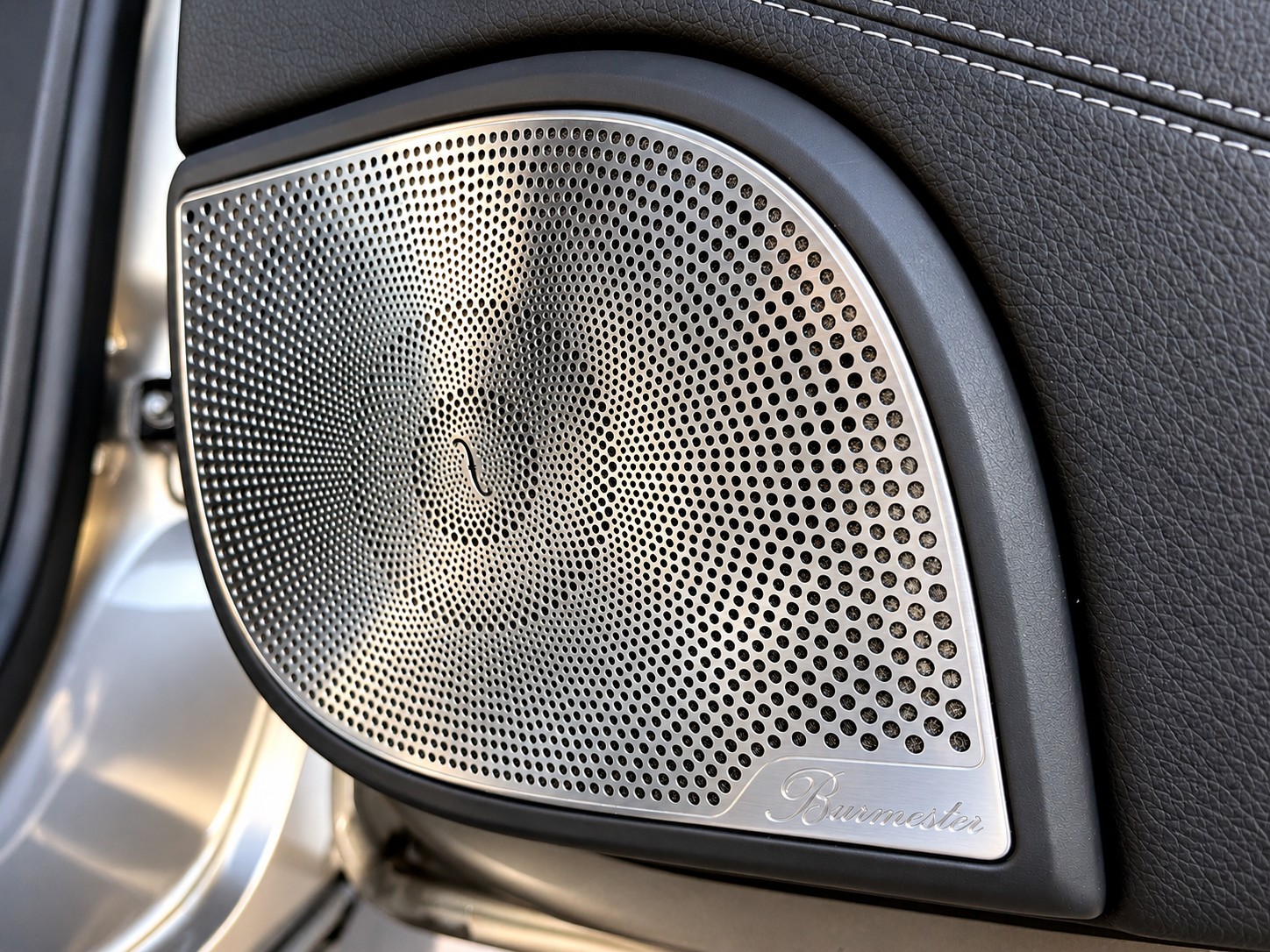 MERCEDES-BENZ G 63 AMG-image-21