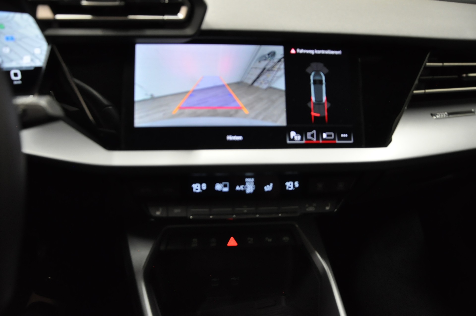 AUDI A3 Sportback 35 TFSI Attraction S-tronic-image-20