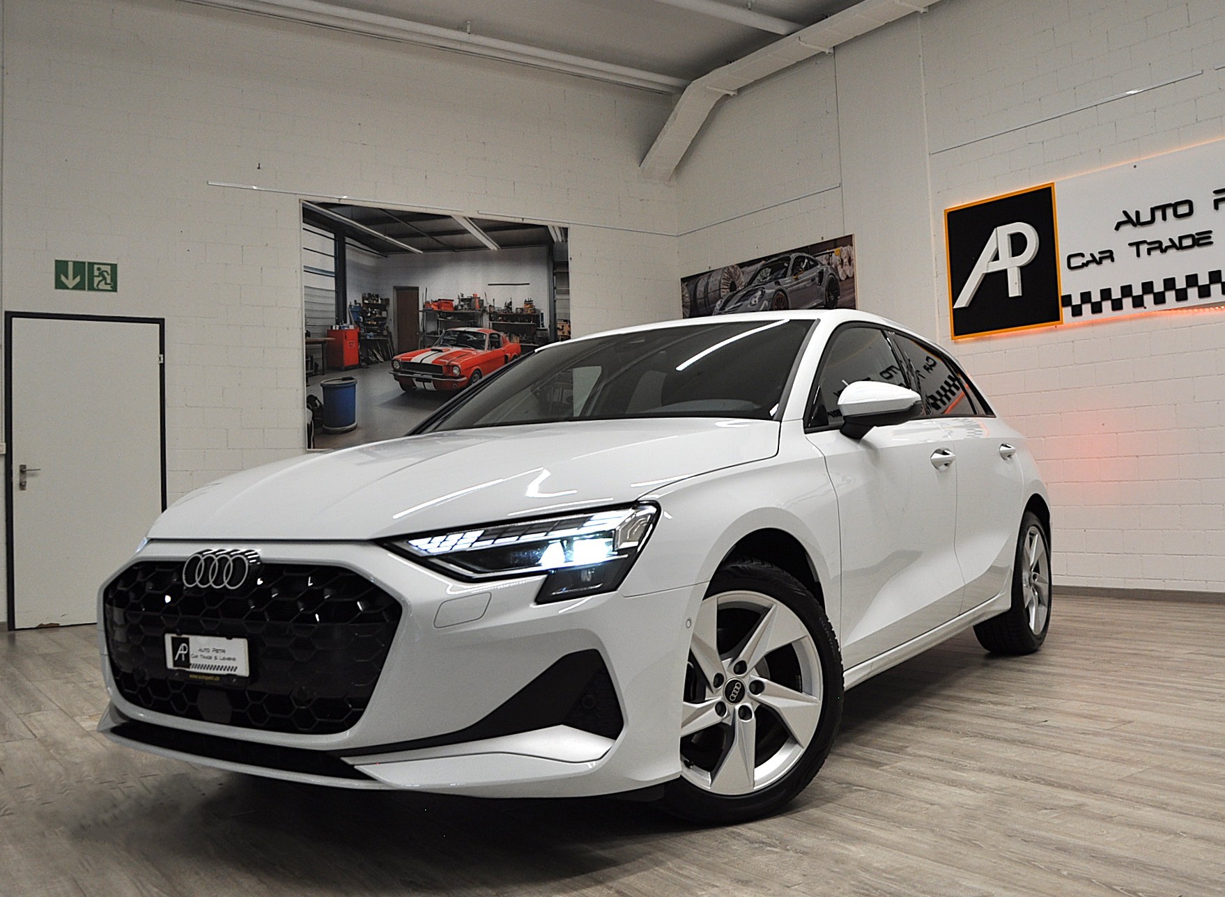 AUDI A3 Sportback 35 TFSI Attraction S-tronic-image-1
