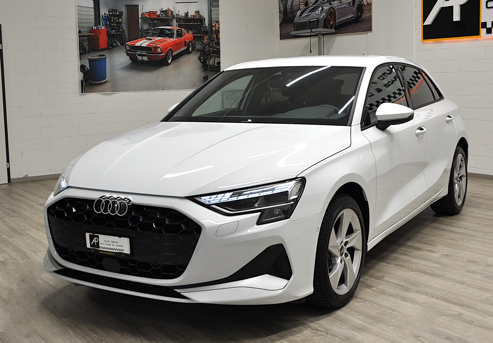 AUDI A3 Sportback 35 TFSI Attraction S-tronic-image-8