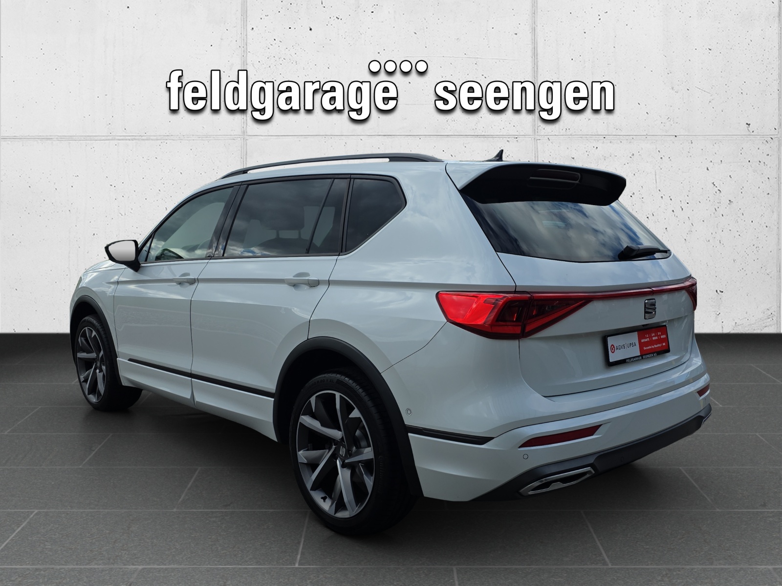 SEAT Tarraco 2.0 TDI 4Drive FR DSG AHK, Panorama-Schiebedach, Standheizung, Ledersportsitze, DCC, ACC, 360° Kamera, usw.-image-6