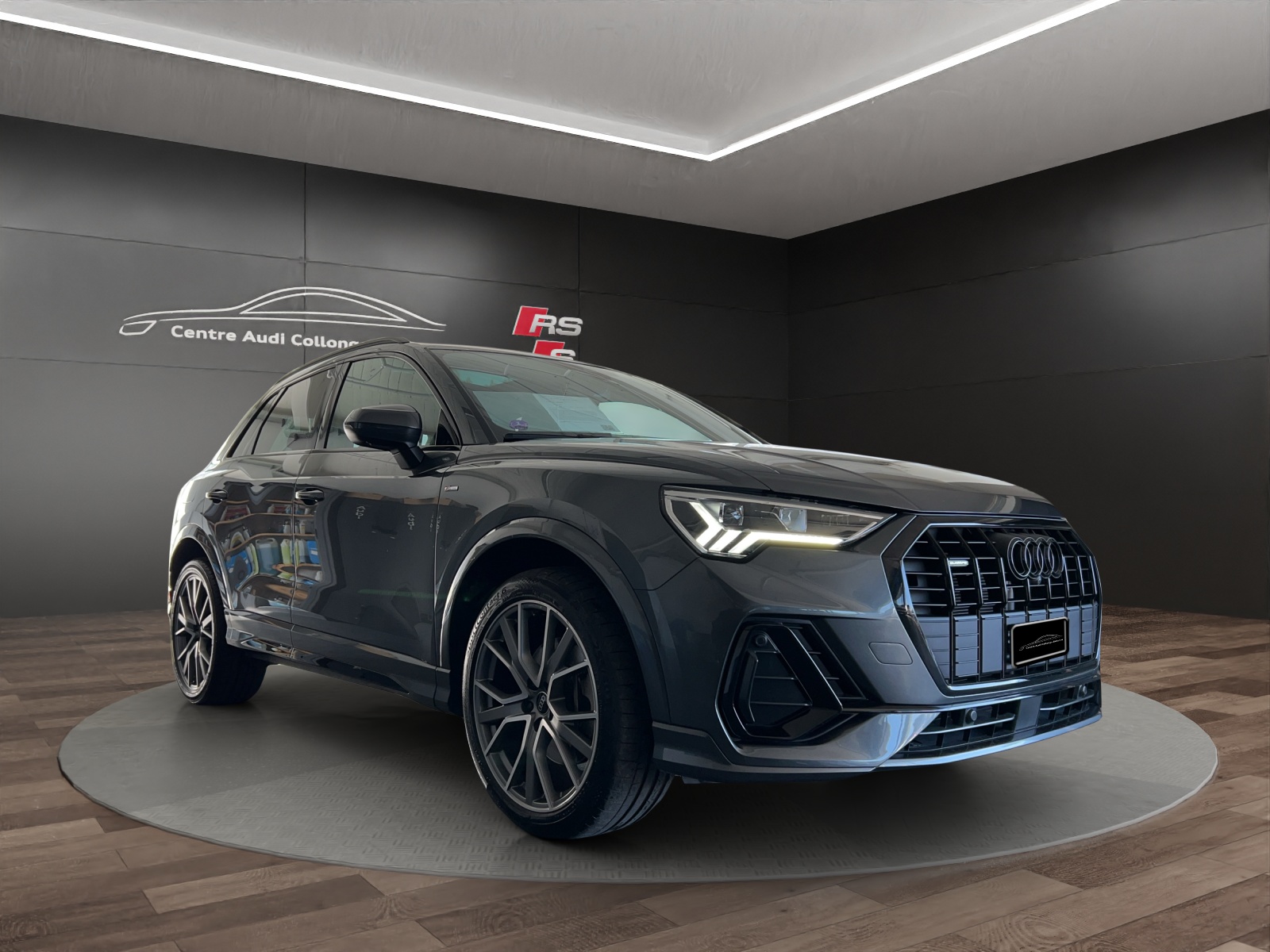 AUDI Q3 40 TFSI S line quattro S-tronic-image-7