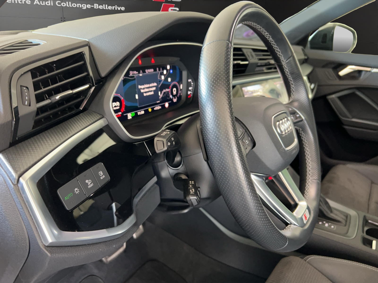 AUDI Q3 40 TFSI S line quattro S-tronic-image-20