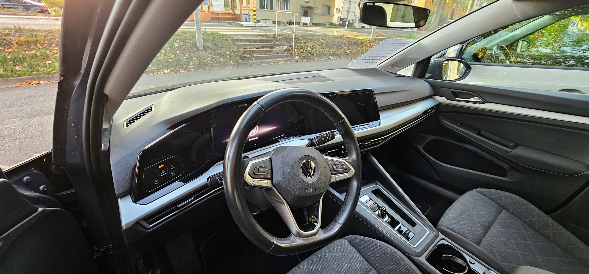 VW Golf 2.0 TDI Style DSG-image-5