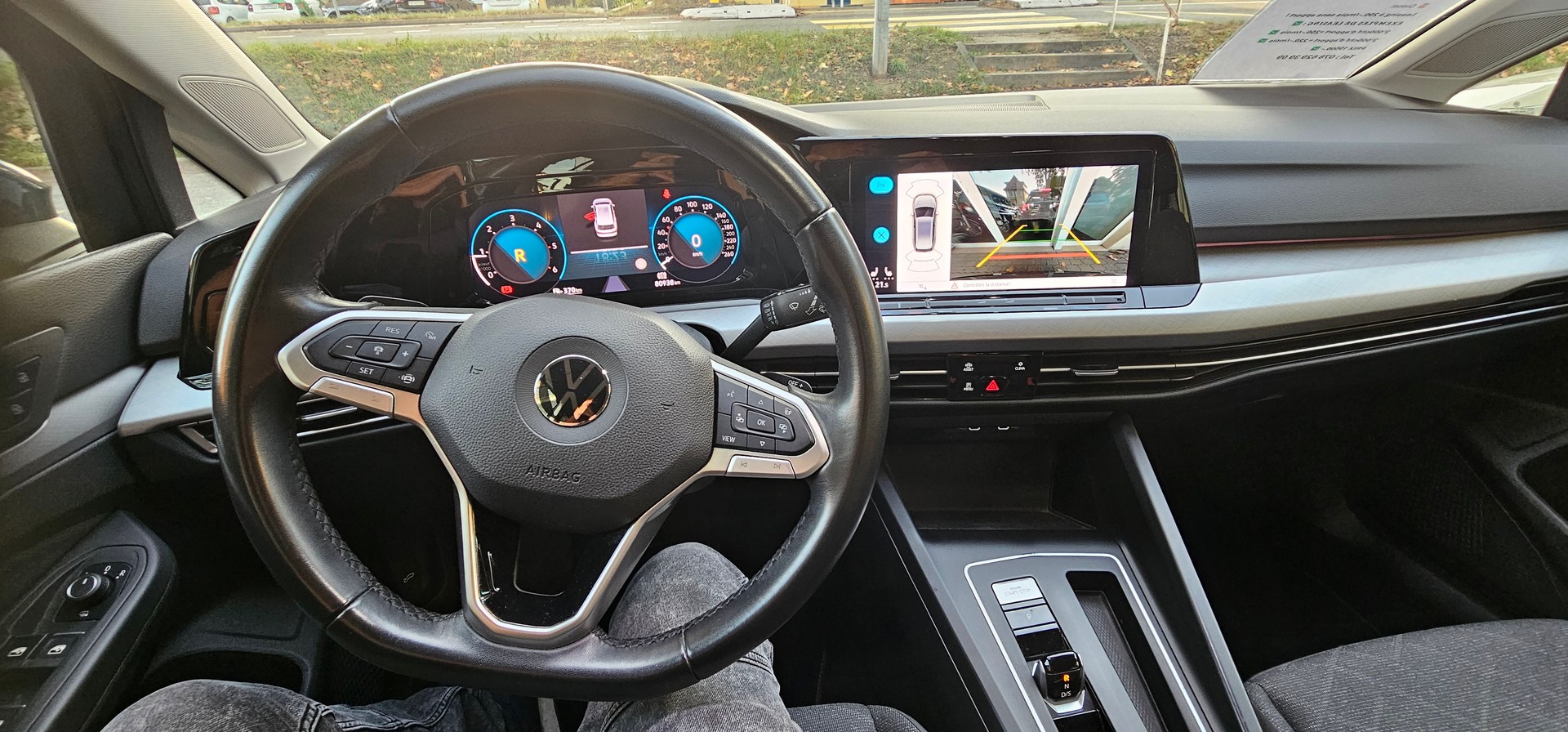 VW Golf 2.0 TDI Style DSG-image-8