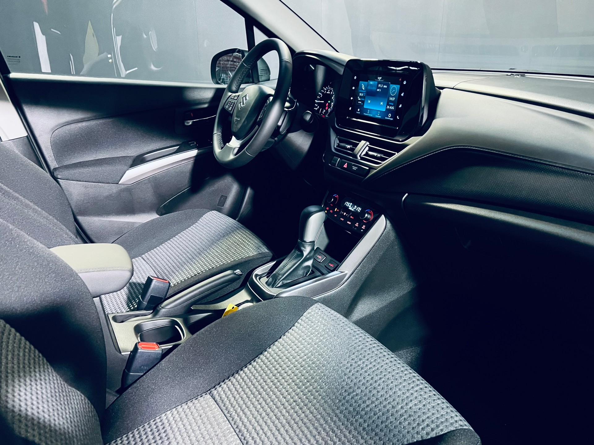 SUZUKI S-Cross 1.4 16V Compact+ MHD 4WD Automatic-image-13
