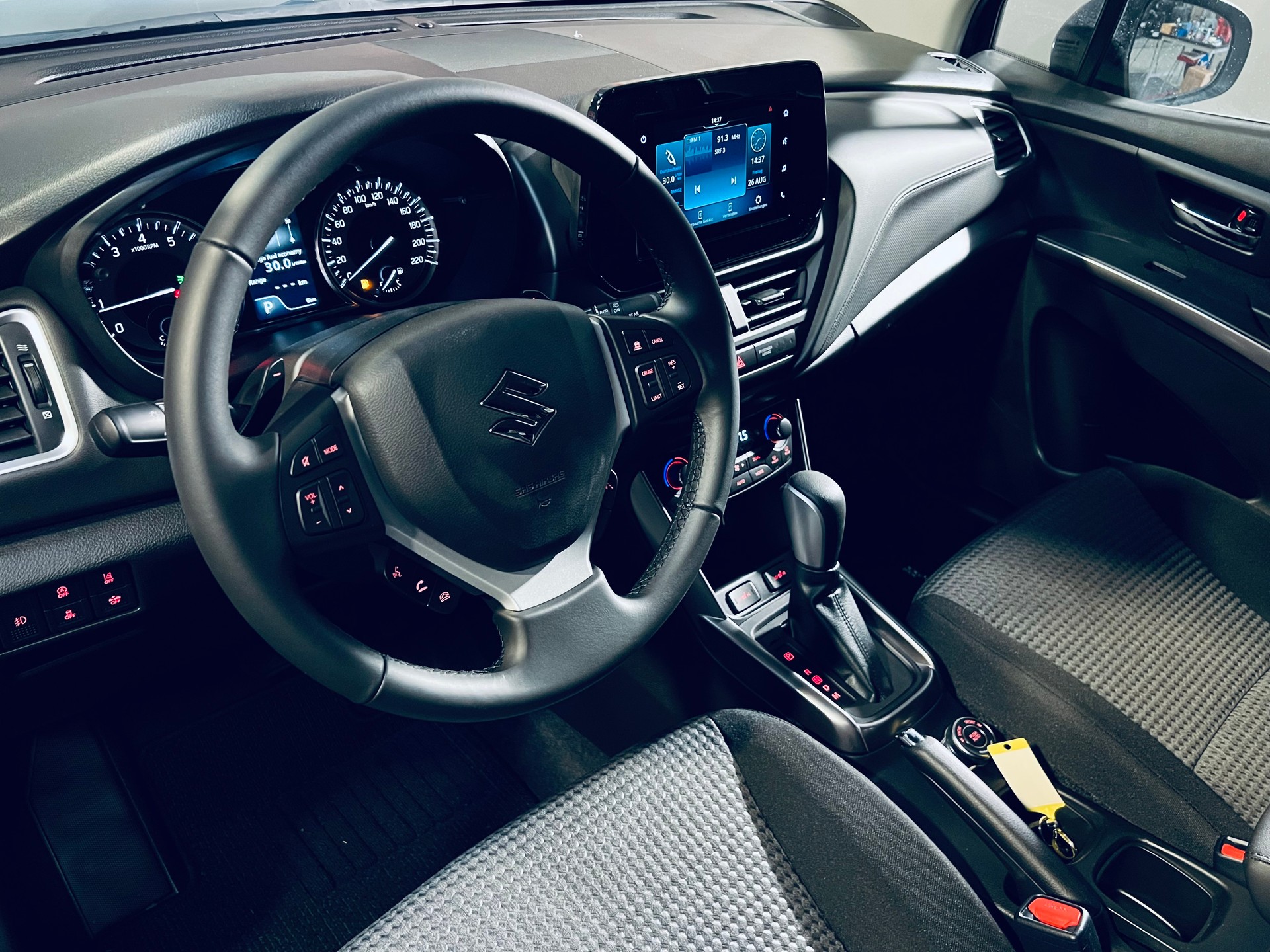 SUZUKI S-Cross 1.4 16V Compact+ MHD 4WD Automatic-image-12