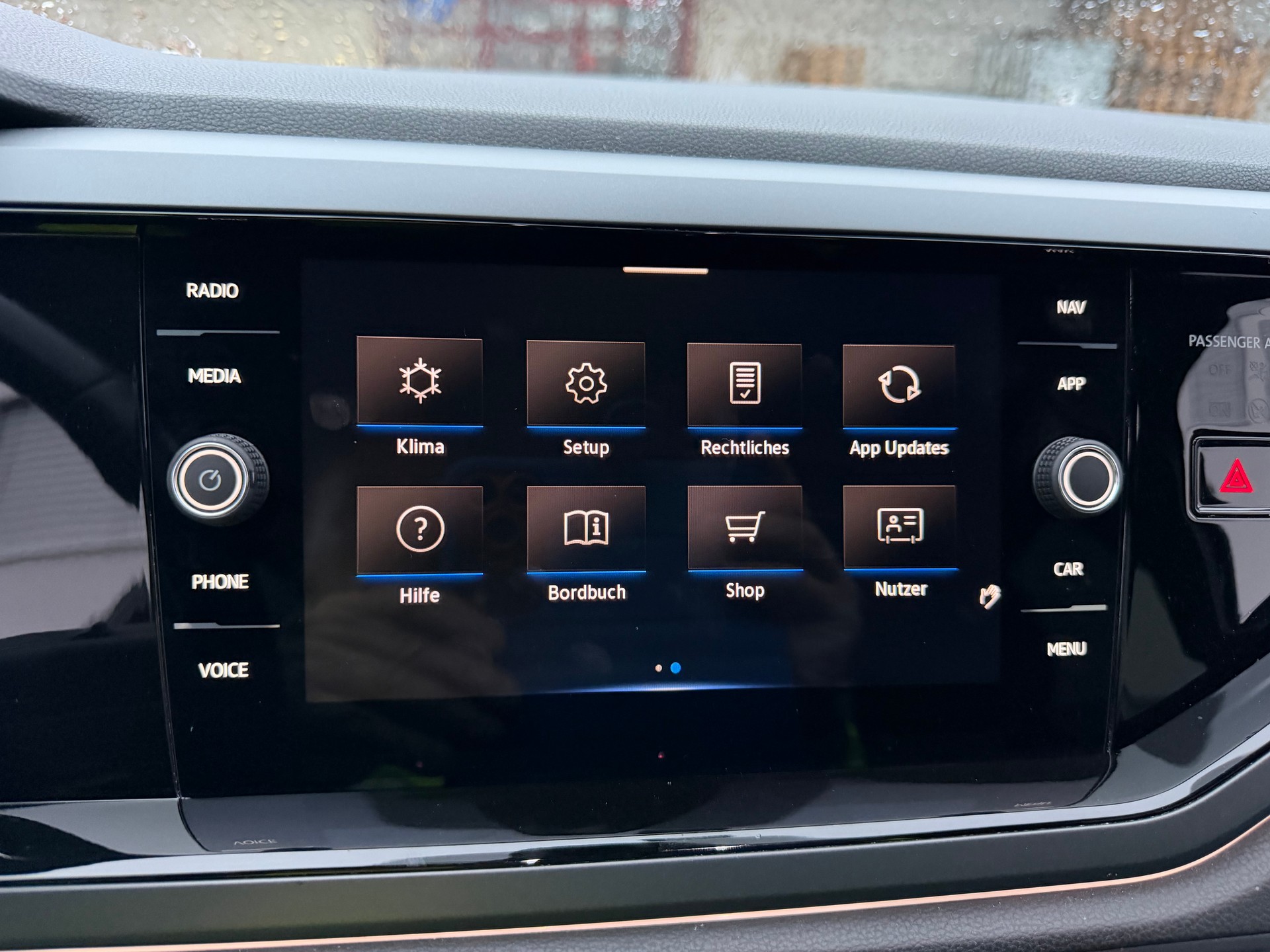 VW HAGELSCHADEN..."R-LINE" POLO 1.0 TSI "115 PS" DSG "AUTOMAT" CH WAGEN VOLL OPTIONEN !! CH VOLLGARANTIE !! MIT NEUEN WINTERRÄDER.-image-12