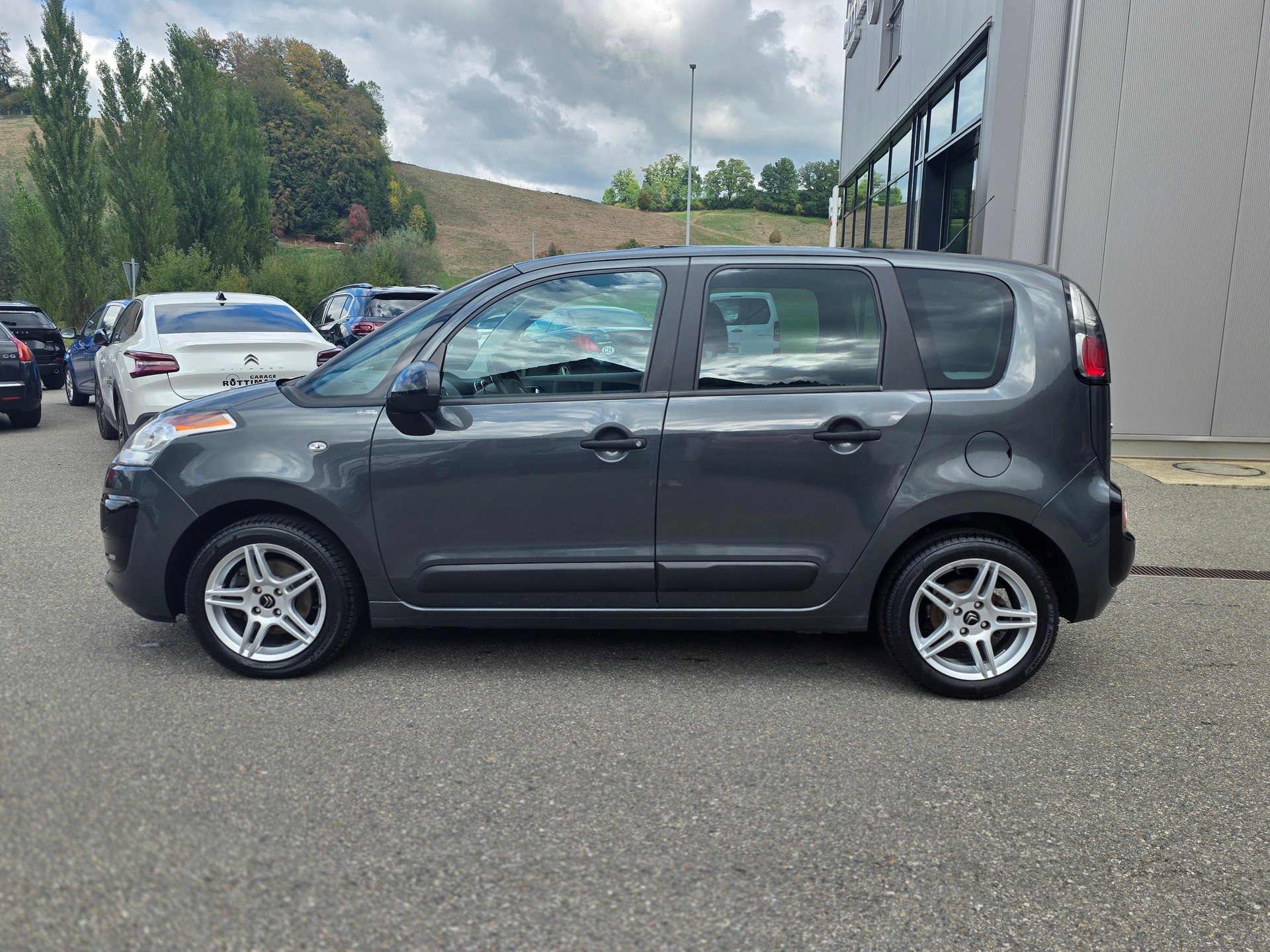 CITROEN Citroën C3 Picasso 1.2 PureTech Seduction-image-1