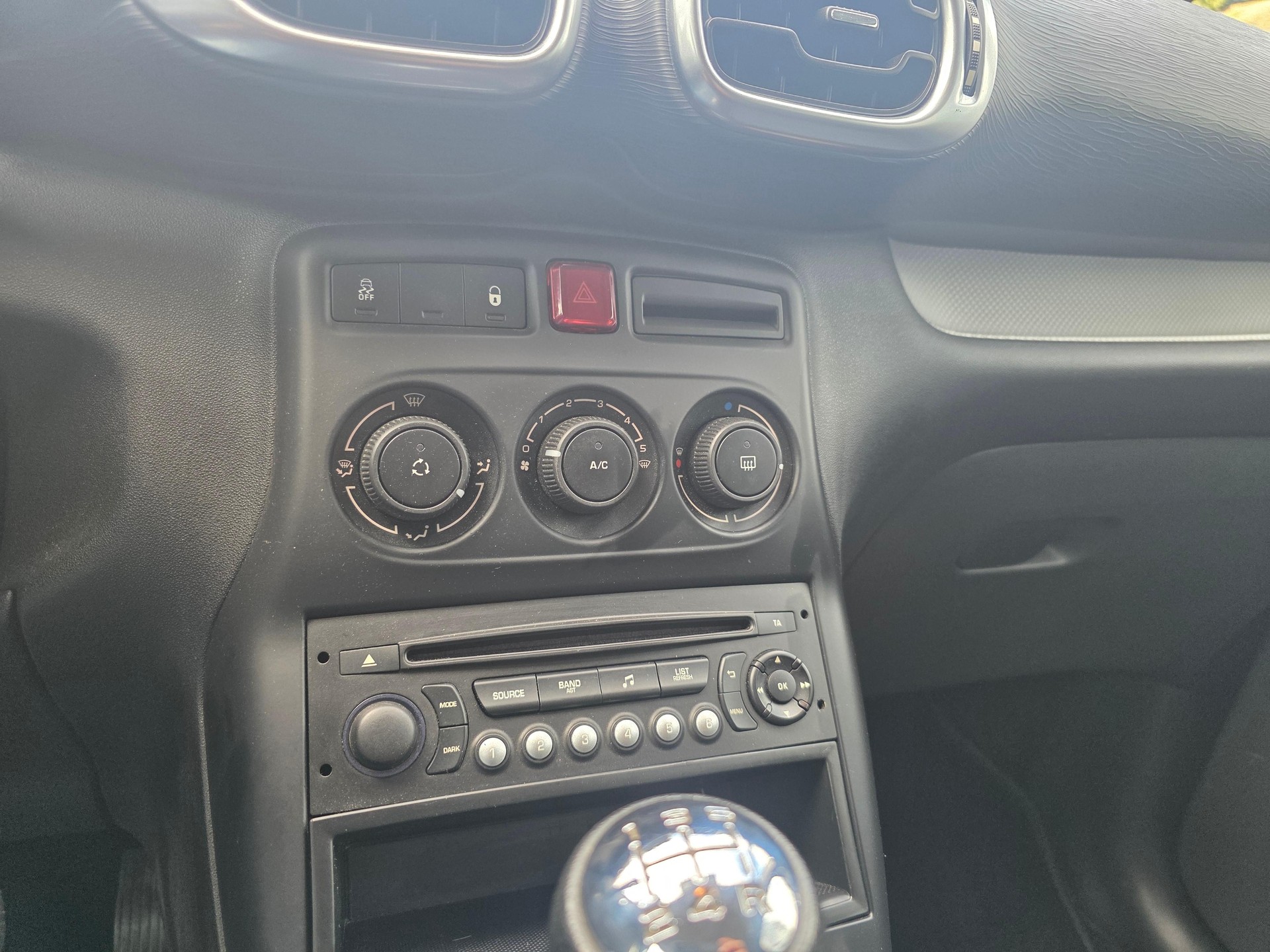 CITROEN Citroën C3 Picasso 1.2 PureTech Seduction-image-14
