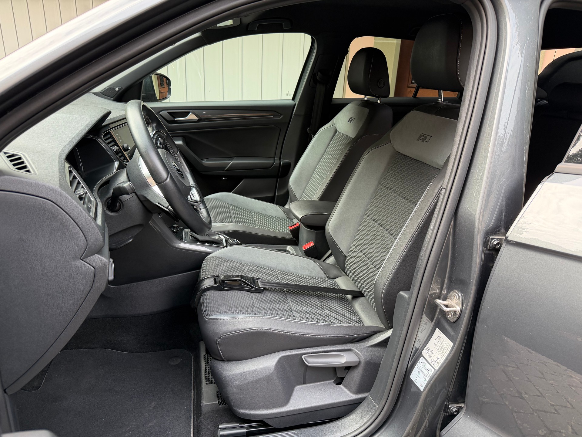 VW 2.0 TSI SELECTION DSG 4motion-image-1