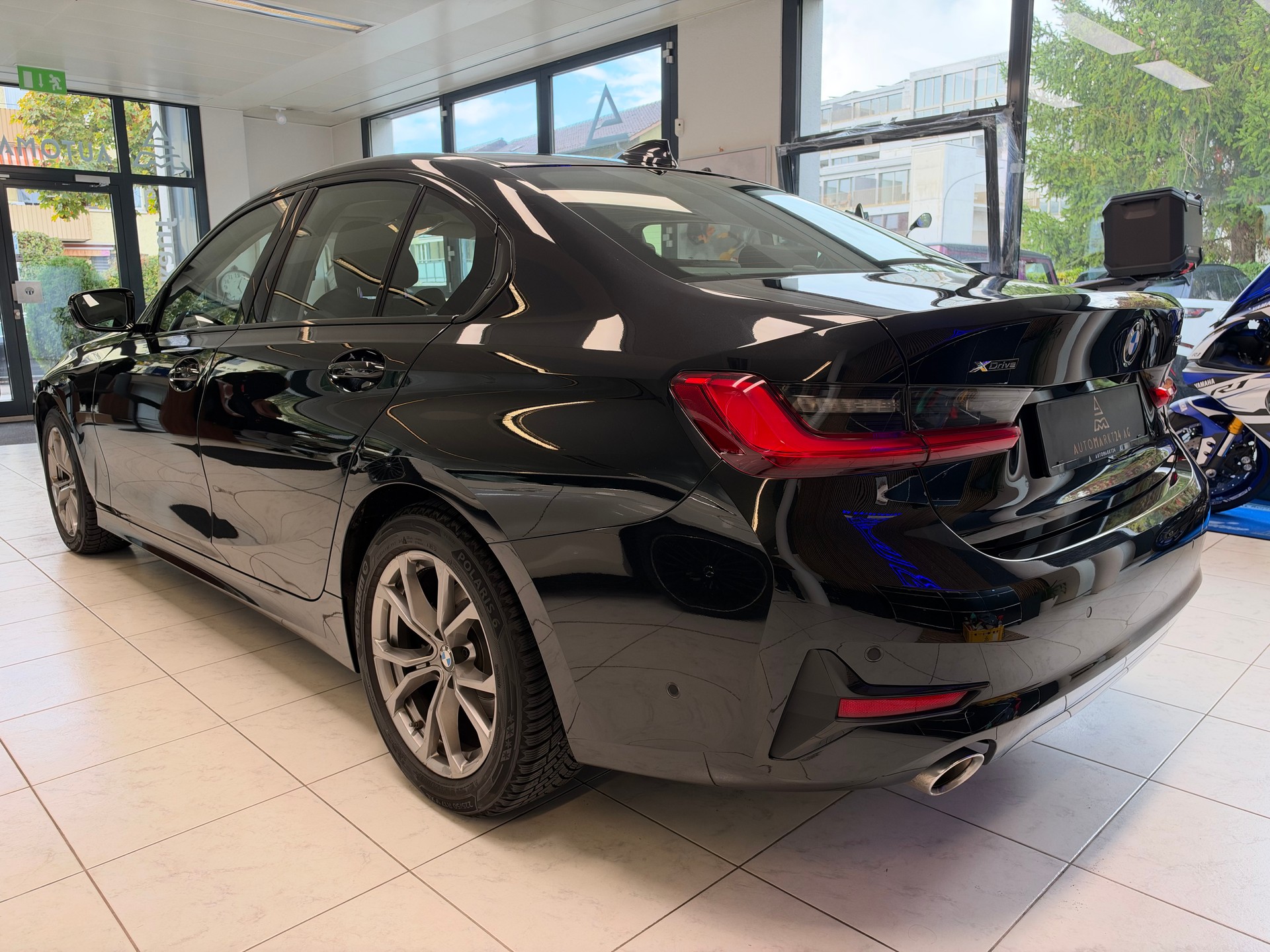 BMW 320d xDrive SAG-image-18