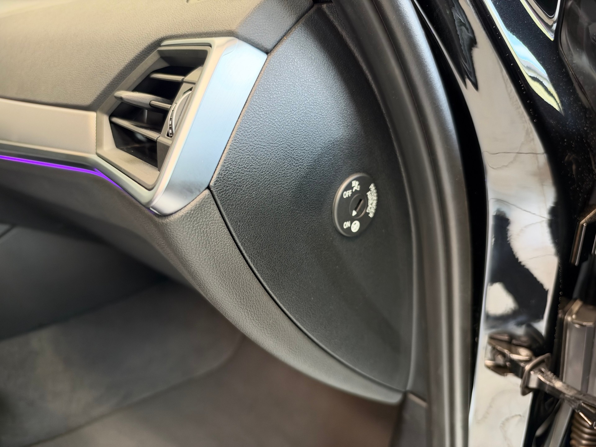 BMW 320d xDrive SAG-image-15