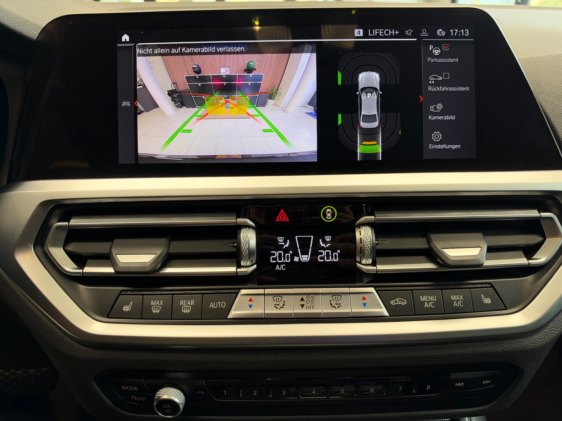 BMW 320d xDrive SAG-image-13