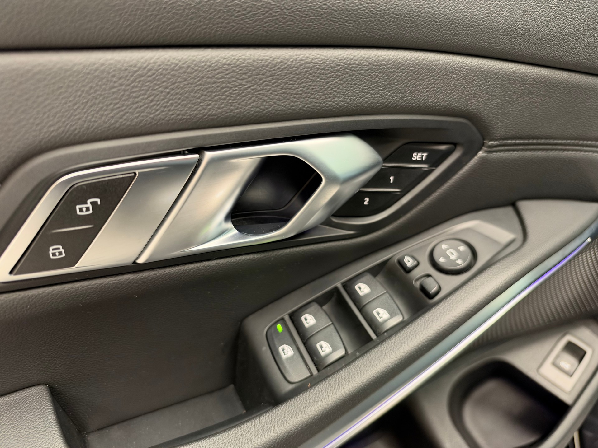 BMW 320d xDrive SAG-image-9