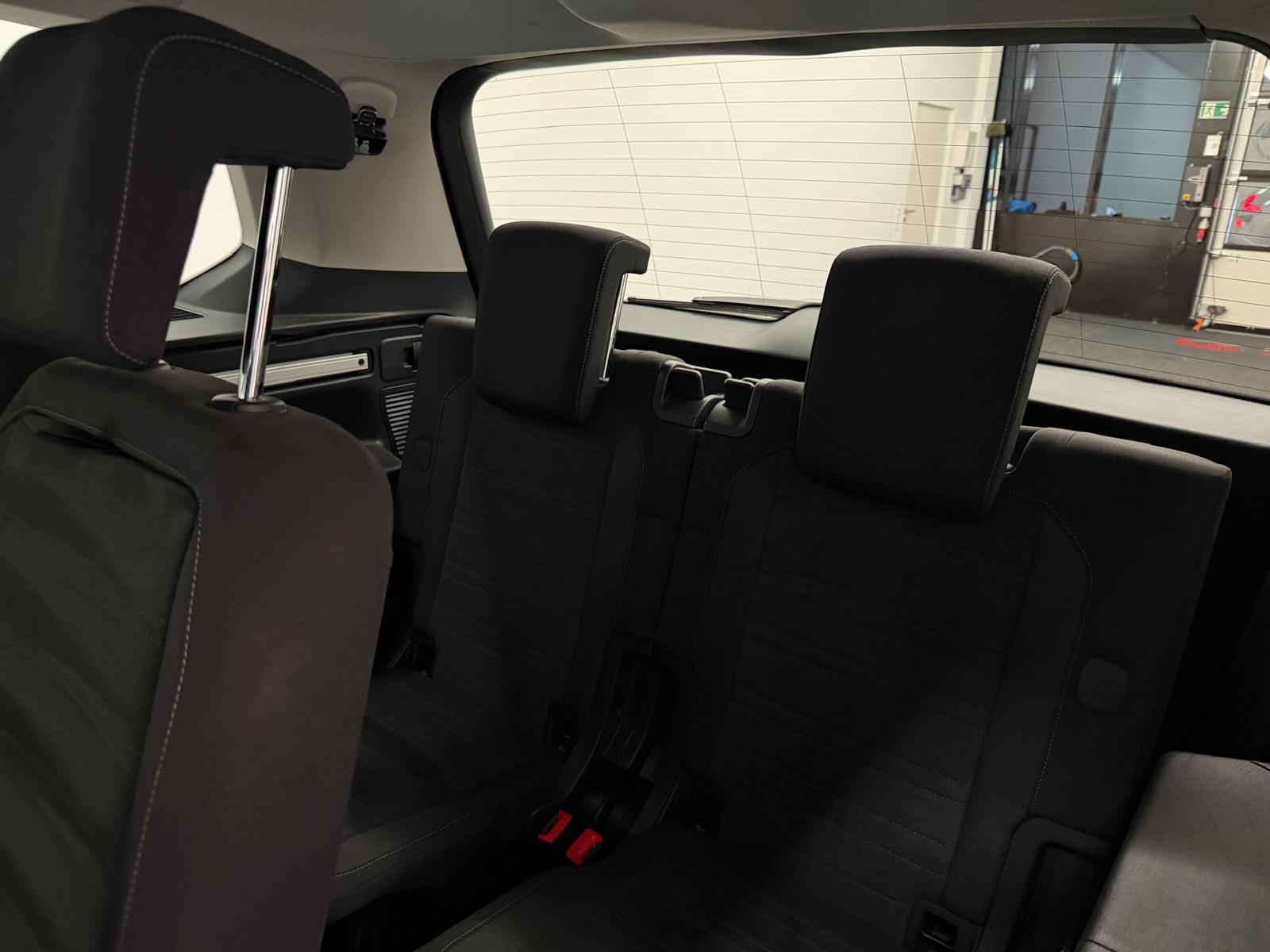 VW Touran 1.8 TSI Highline / 7 Sitz / DSG-image-12