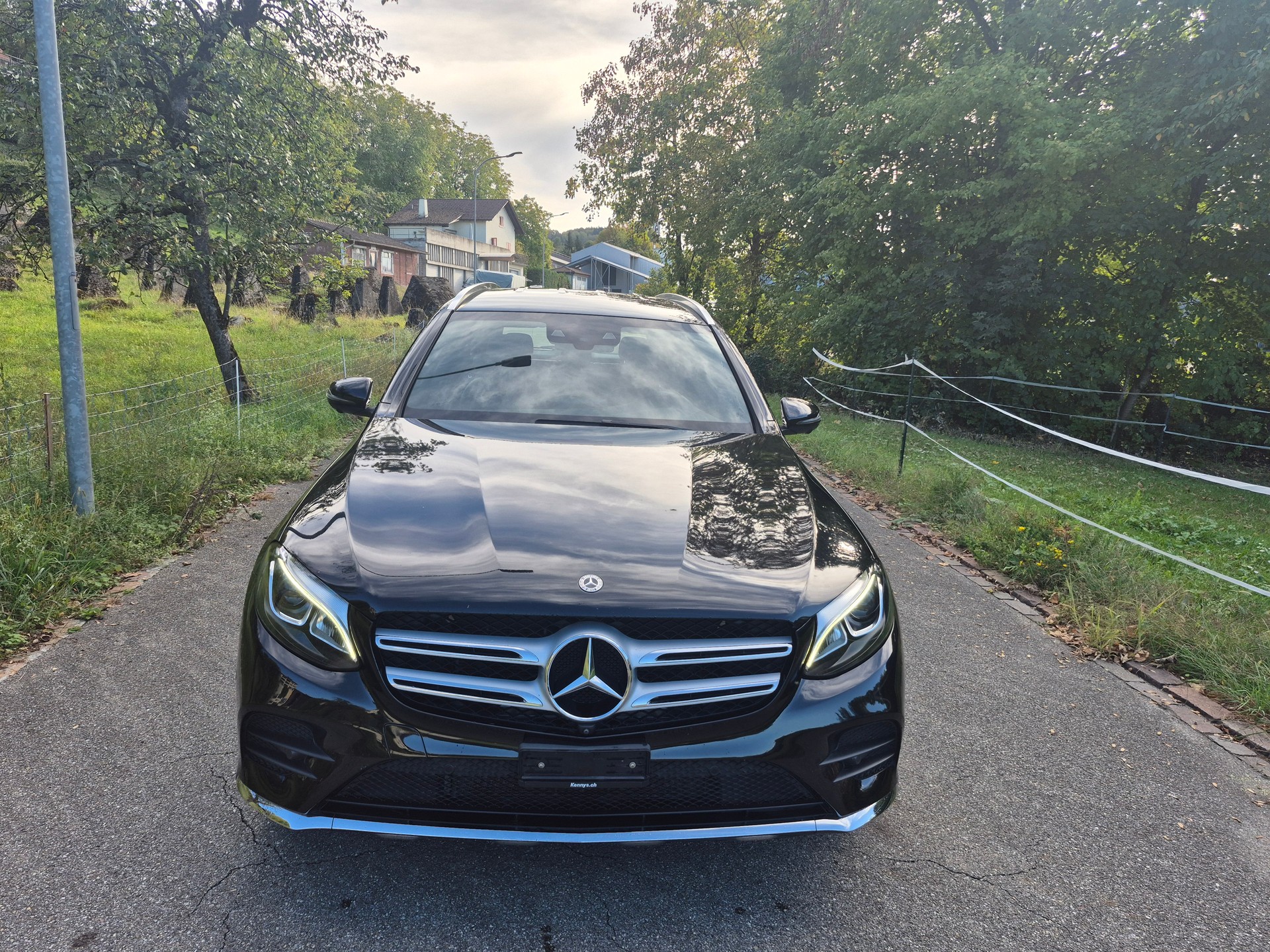MERCEDES-BENZ GLC 250 d AMG Line 4Matic 9G-Tronic-image-1