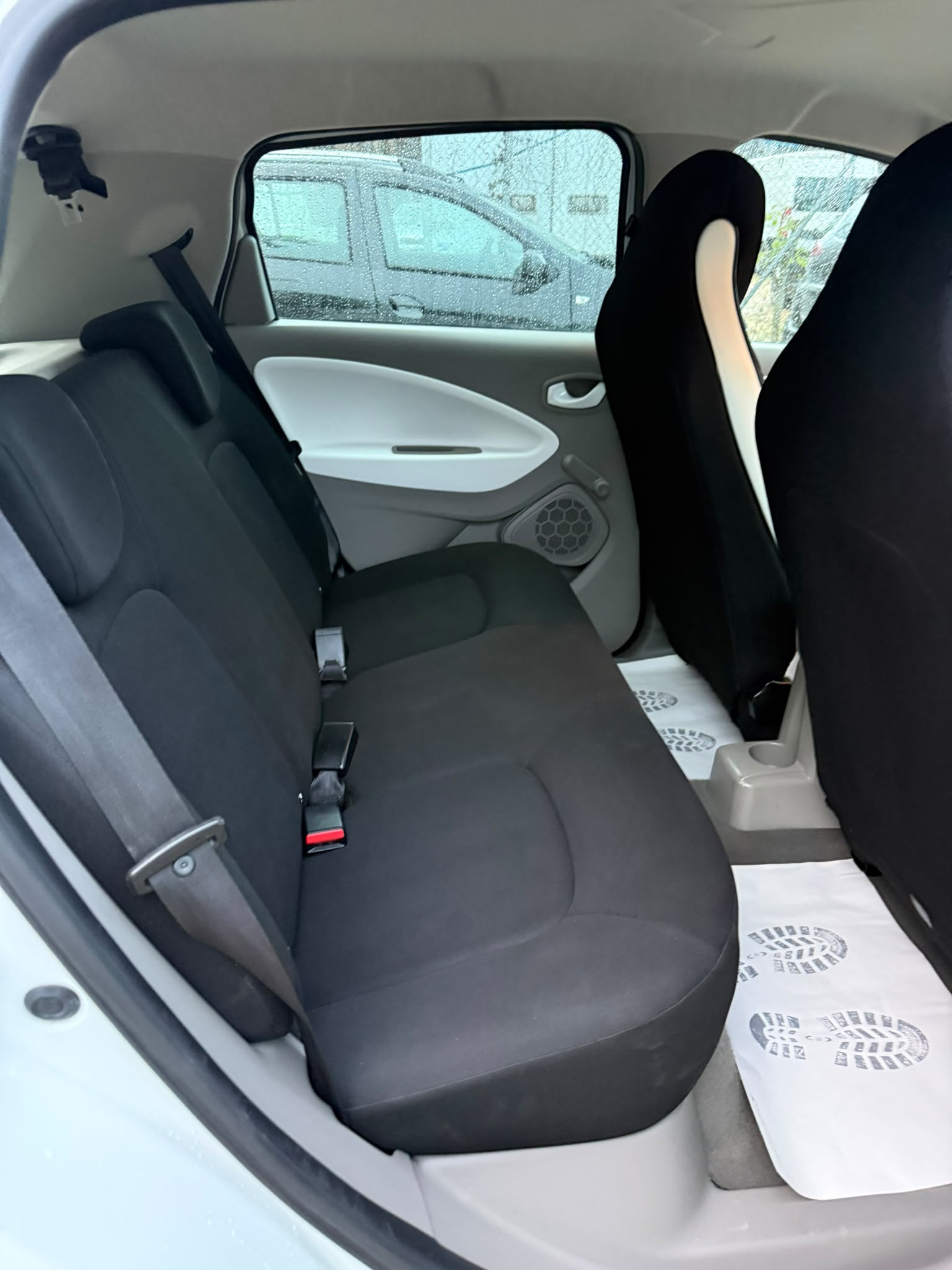 RENAULT Zoe Intens R240 (Batterie Miete)-image-8