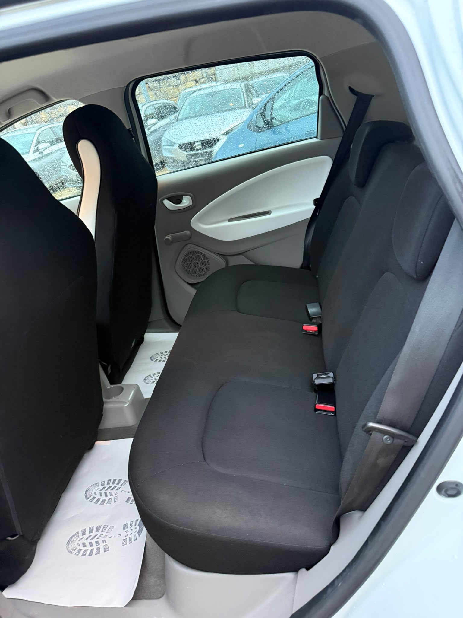 RENAULT Zoe Intens R240 (Batterie Miete)-image-7