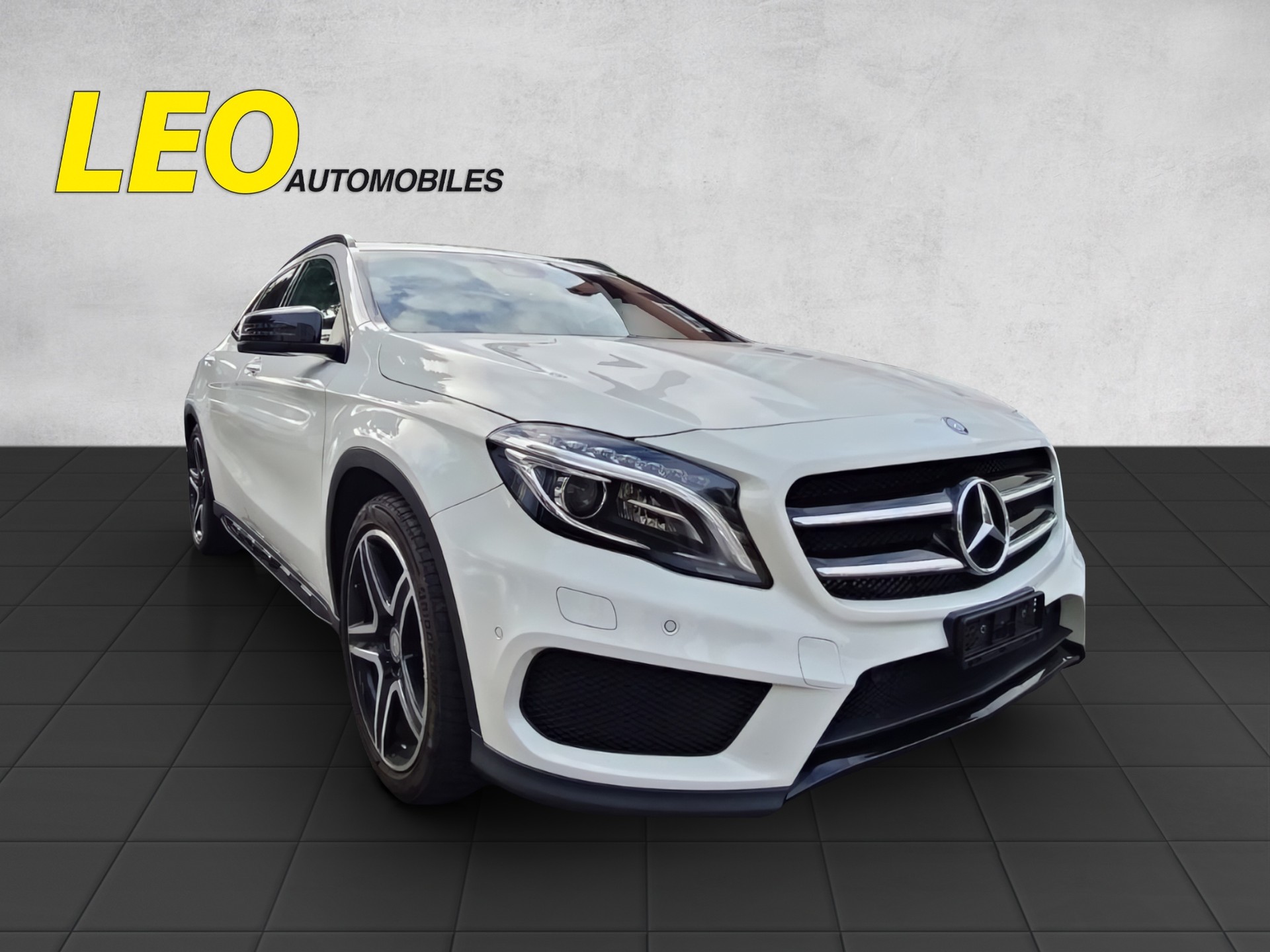 MERCEDES-BENZ GLA 250 AMG Line 4Matic 7G-DCT-image-0