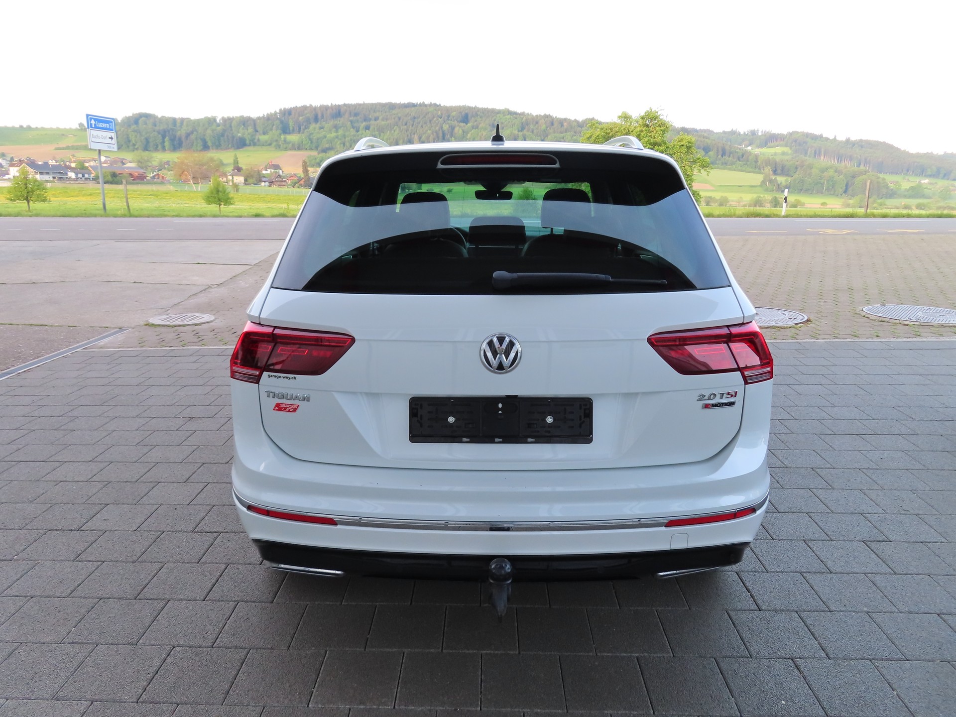 VW Tiguan 2.0TSI Highline 4Motion DSG-image-5