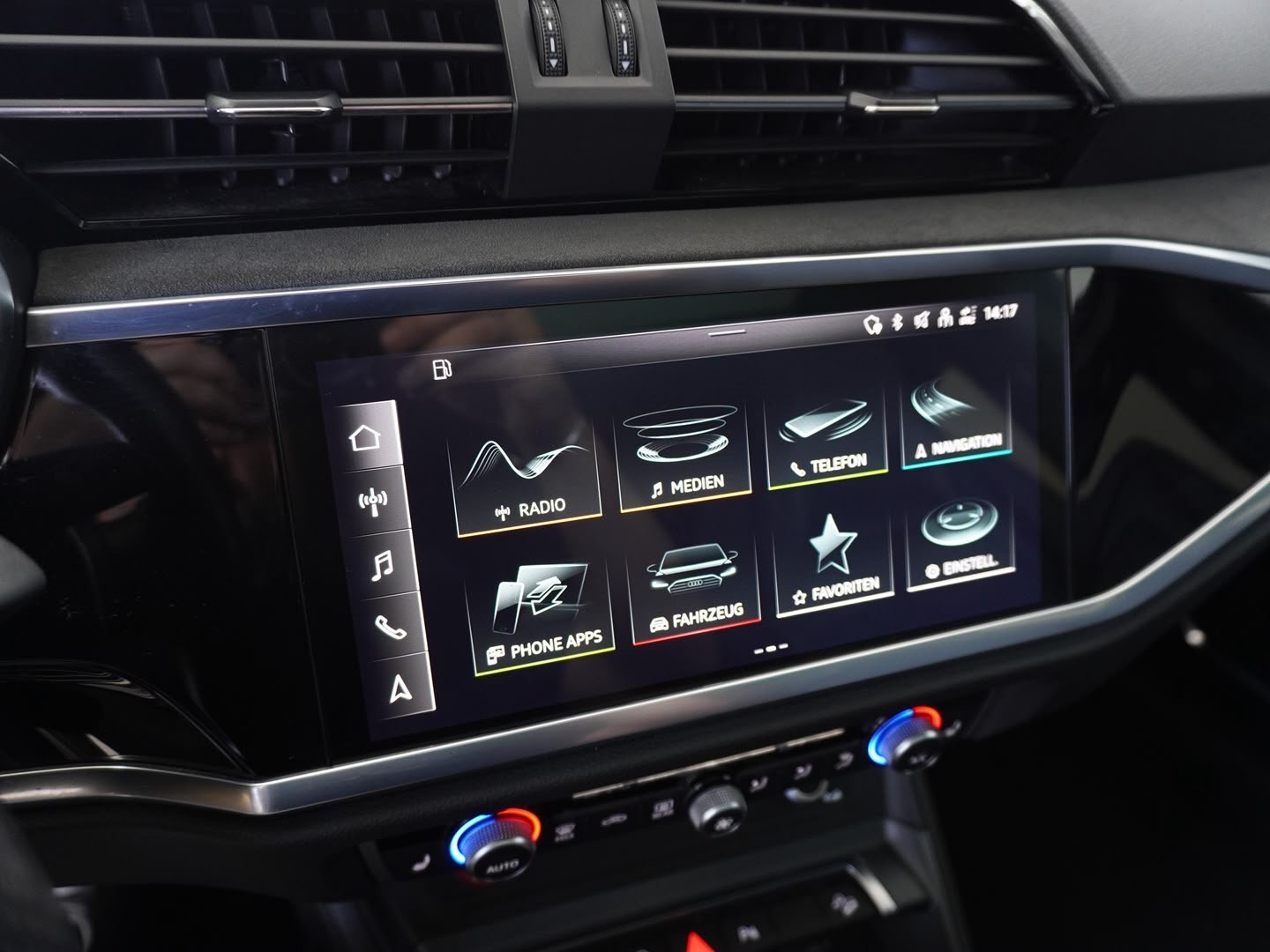 AUDI RS Q3 Sportback quattro S tronic-image-9