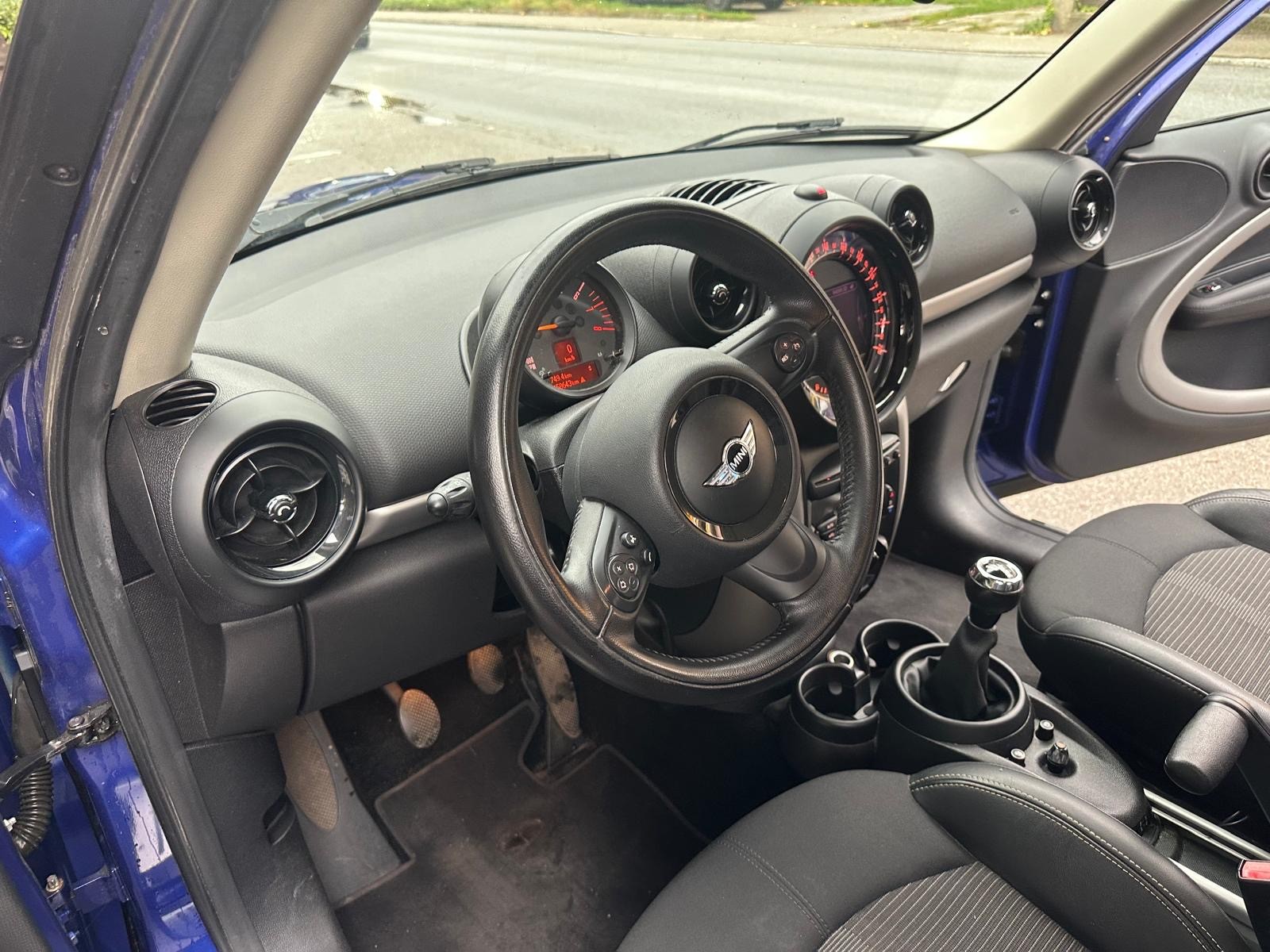 MINI Countryman Cooper ALL4-image-9