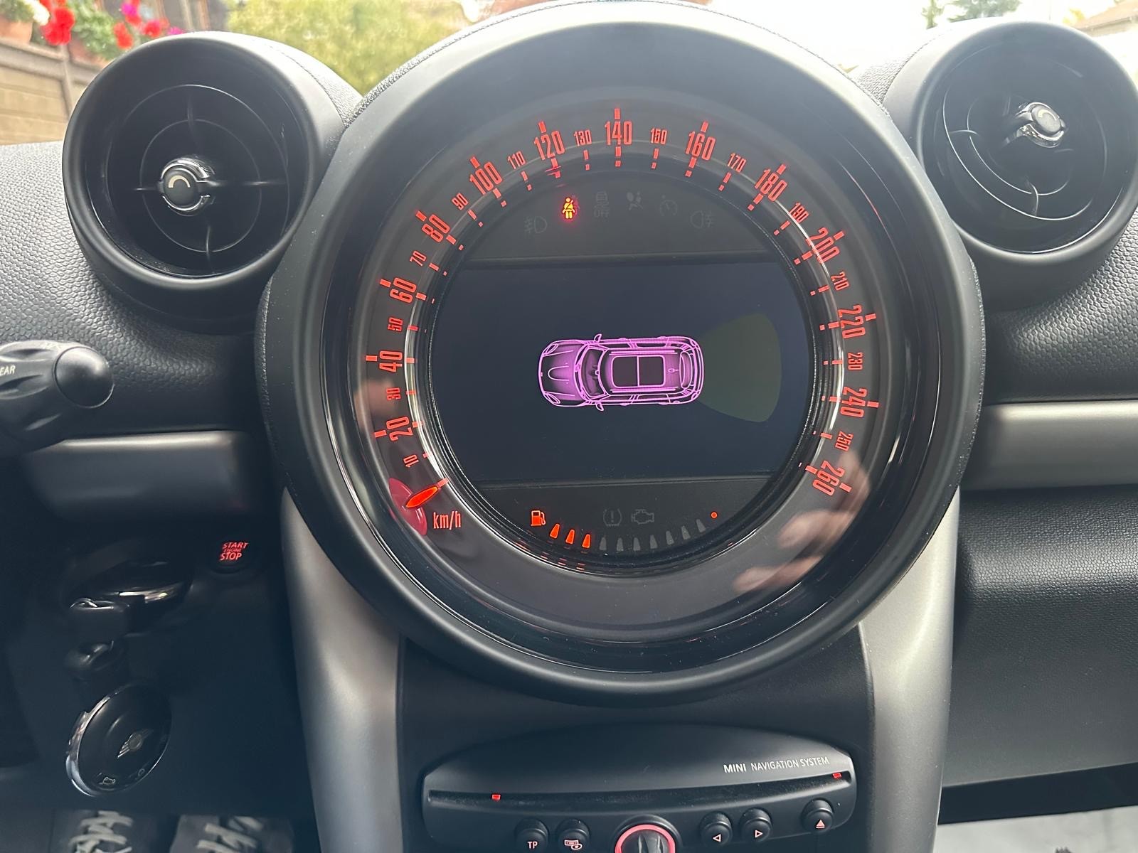 MINI Countryman Cooper ALL4-image-11