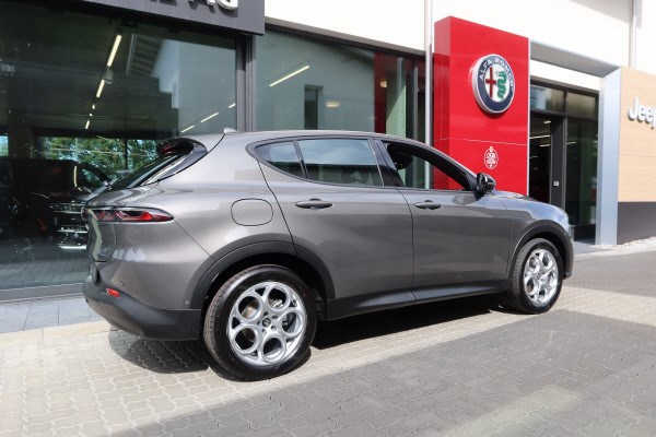 ALFA ROMEO Tonale 1.5 Hybrid Sprint-image-4