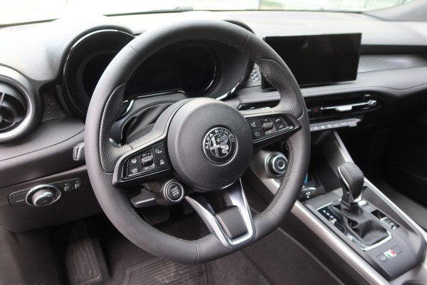 ALFA ROMEO Tonale 1.5 Hybrid Sprint-image-8