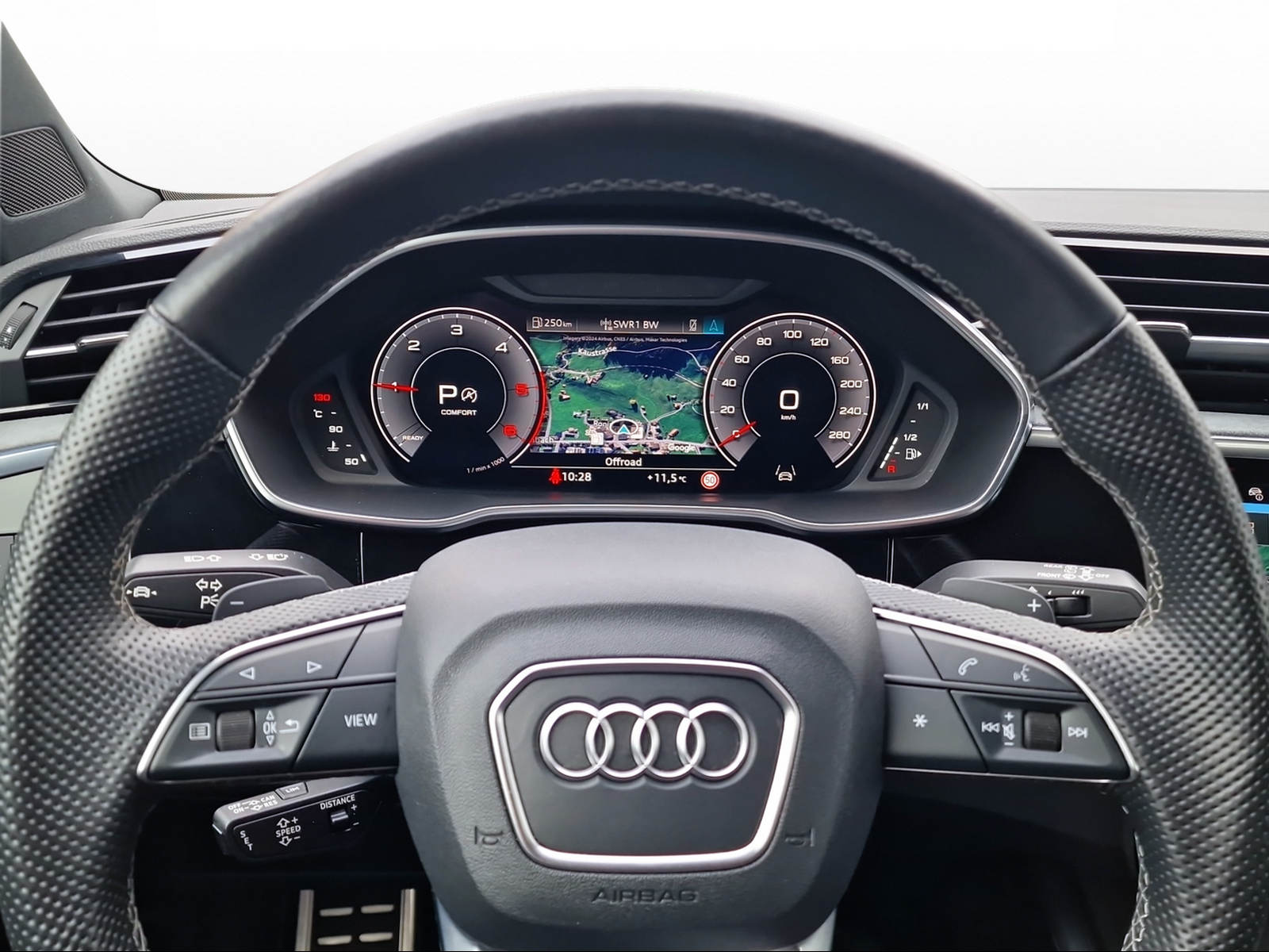 AUDI Q3 Sportback 40 TDI Attraction quattro S-tronic-image-4