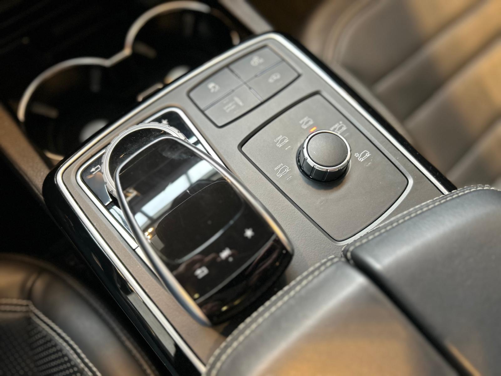 MERCEDES-BENZ GLE 63 AMG 4Matic-image-19
