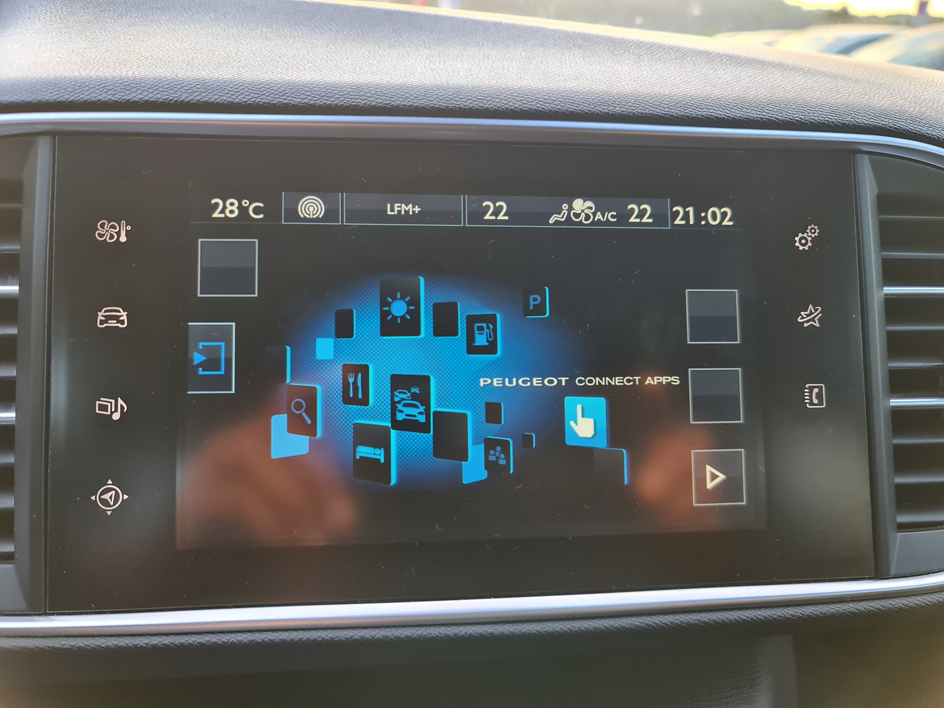 PEUGEOT 308 1.6 e-THP GT-image-3
