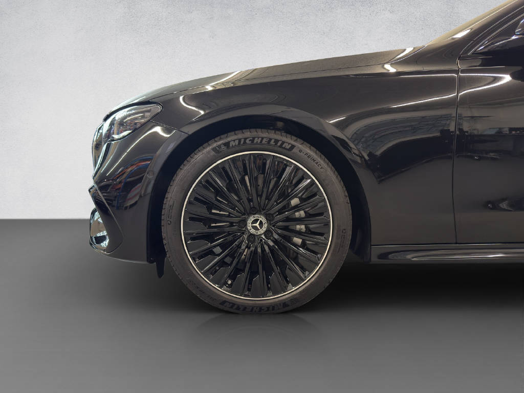 MERCEDES-BENZ E 300 de AMG Line 4Matic-image-6