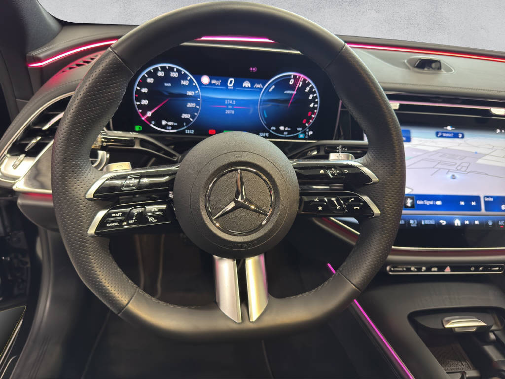 MERCEDES-BENZ E 300 de AMG Line 4Matic-image-11
