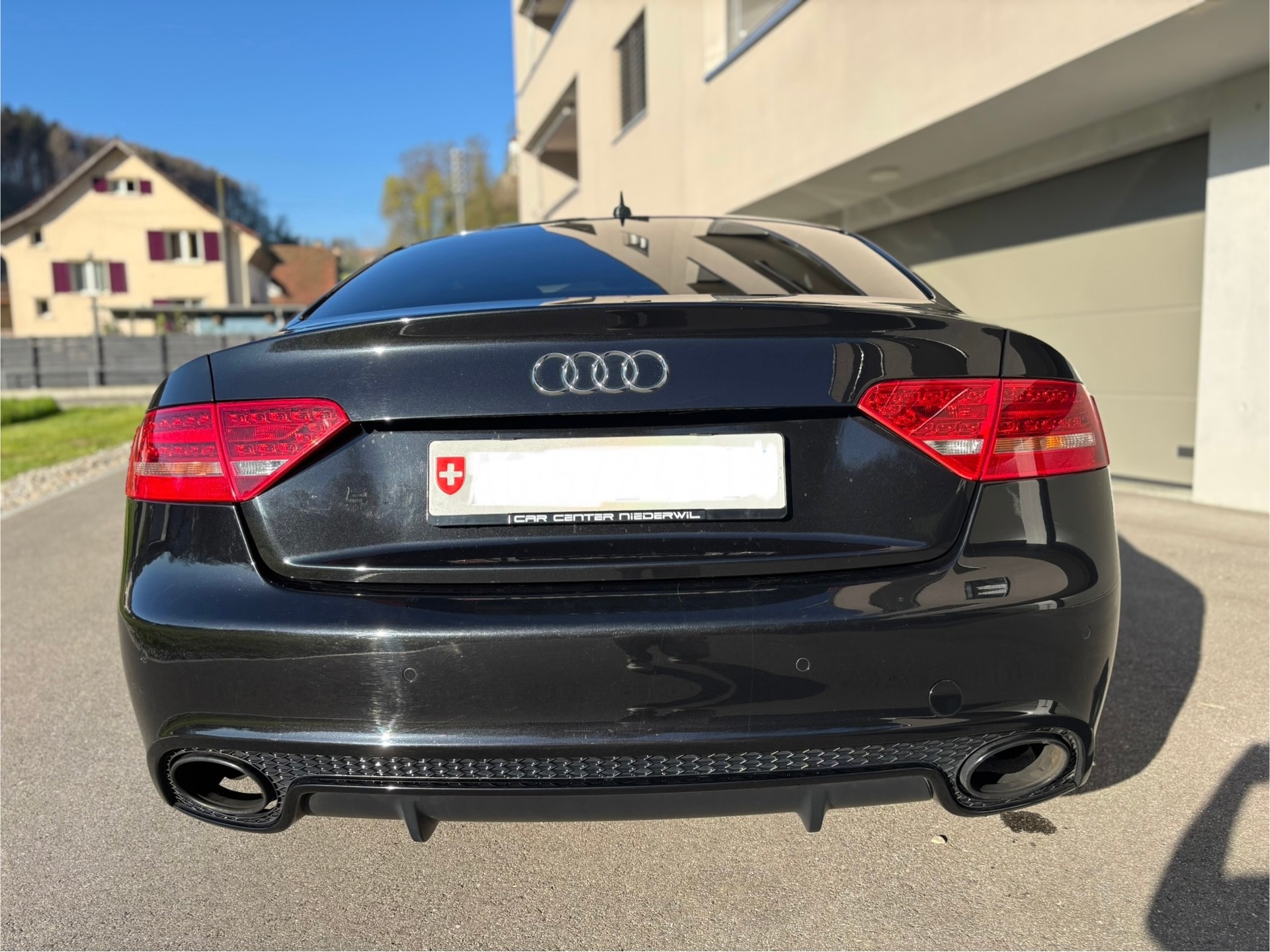 AUDI RS5 mit MILLTEK Auspuffanlage (klappengesteuert), tiefergelegt, 8-fach Bereifung + Felgen, Bremsen vorne neu-image-5