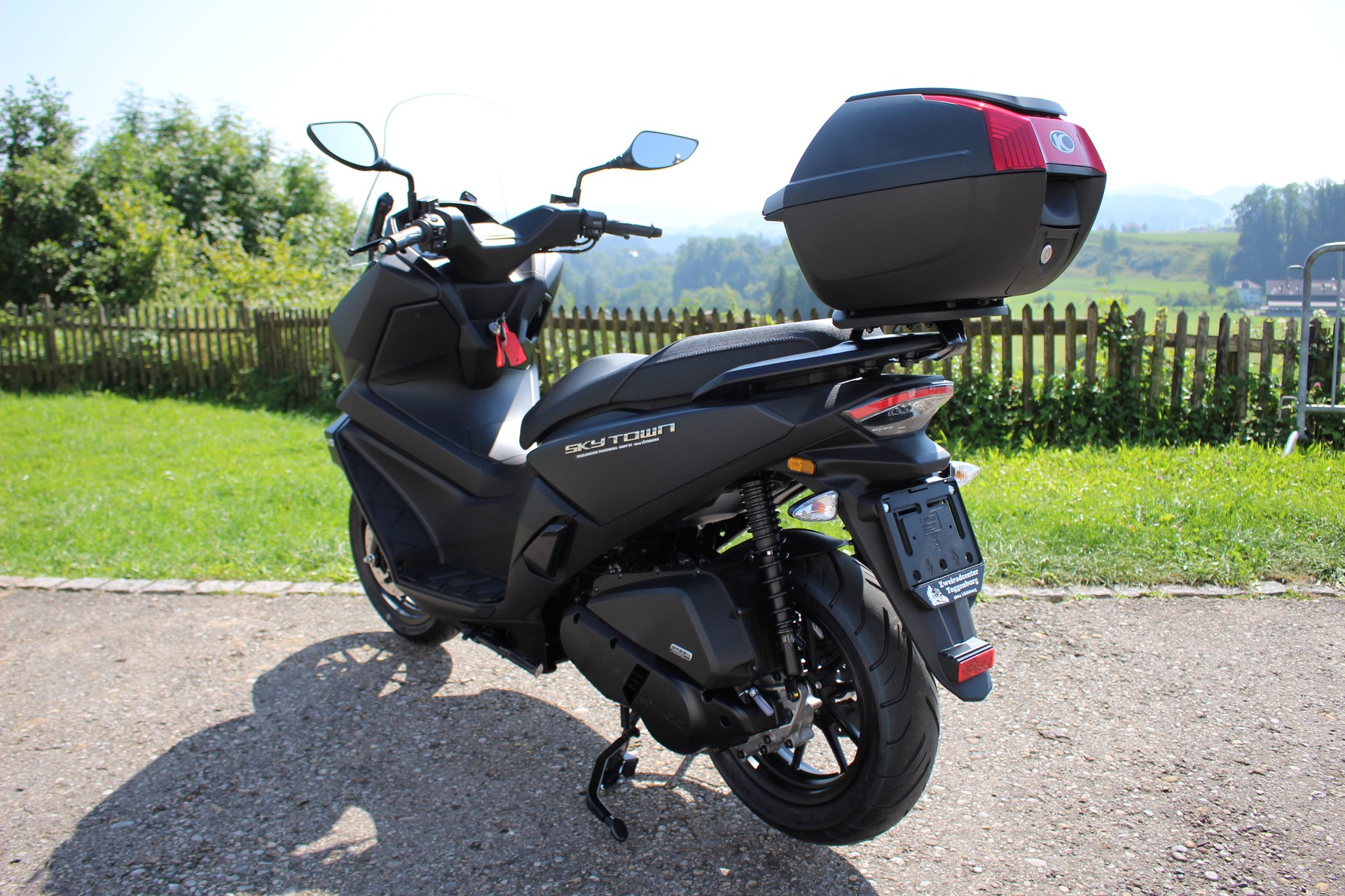 KYMCO SKY TOWN-image-3
