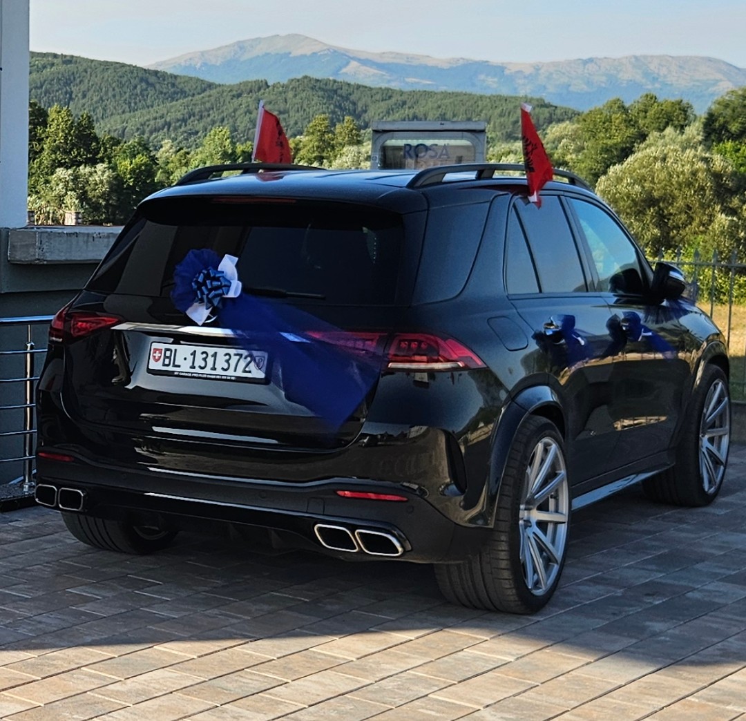 MERCEDES-BENZ GLE 350 d 4Matic AMG Line 9G-Tronic-image-5