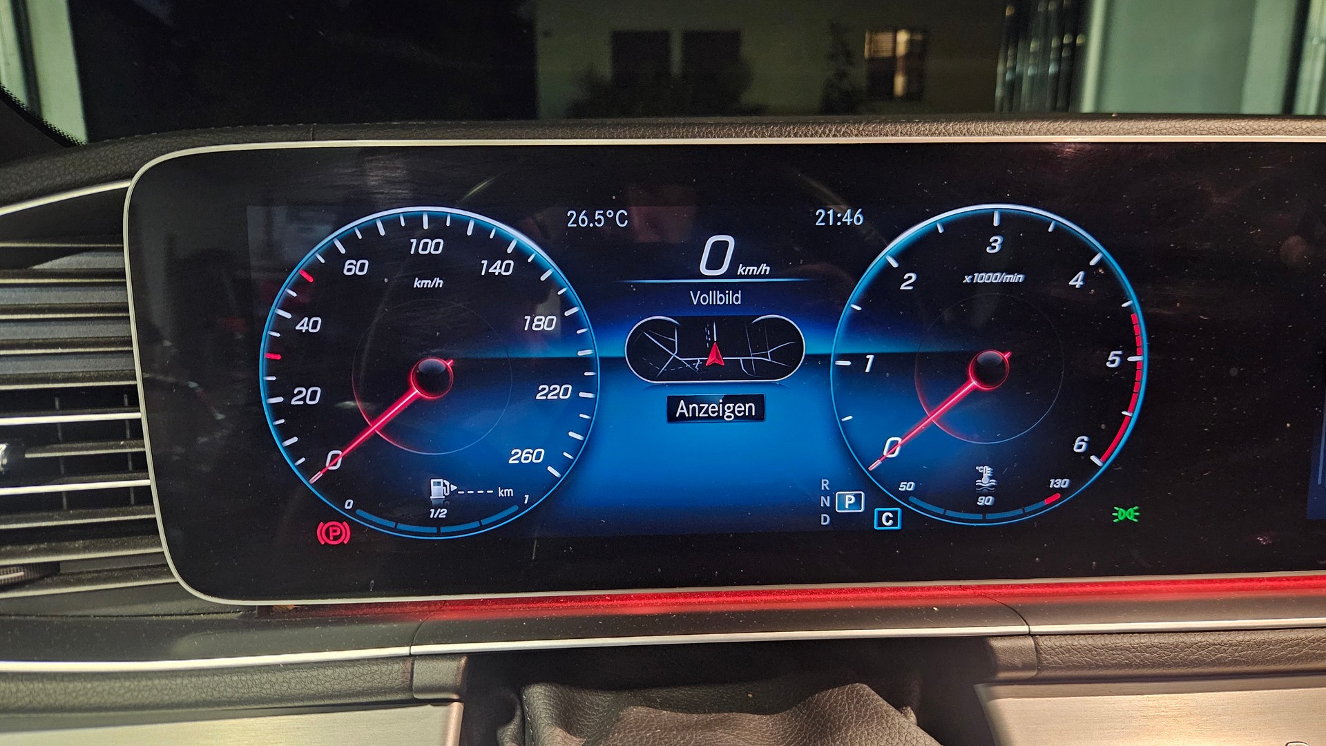 MERCEDES-BENZ GLE 350 d 4Matic AMG Line 9G-Tronic-image-10