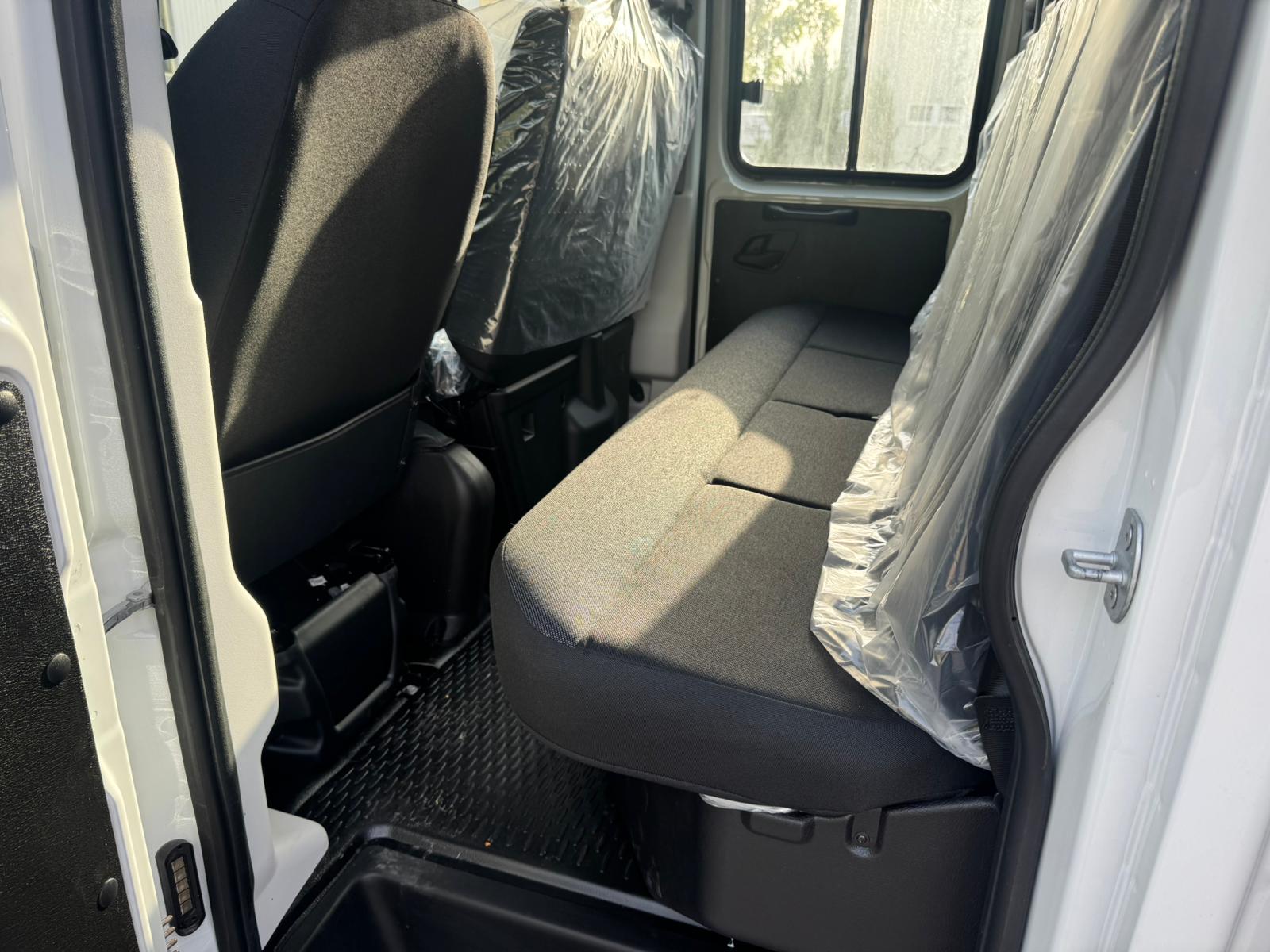 IVECO 35S16H Doppellabine 7-Plätzer mit 3460mm Werkspritsche + 3.5 To Ahk.-image-9