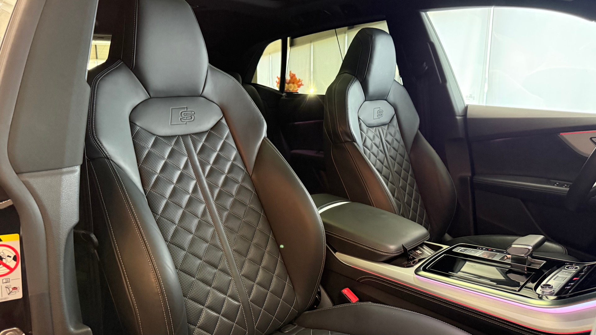 AUDI Q8 3.0 50 TDI Bl. Edition quattro T-Tronic-image-1