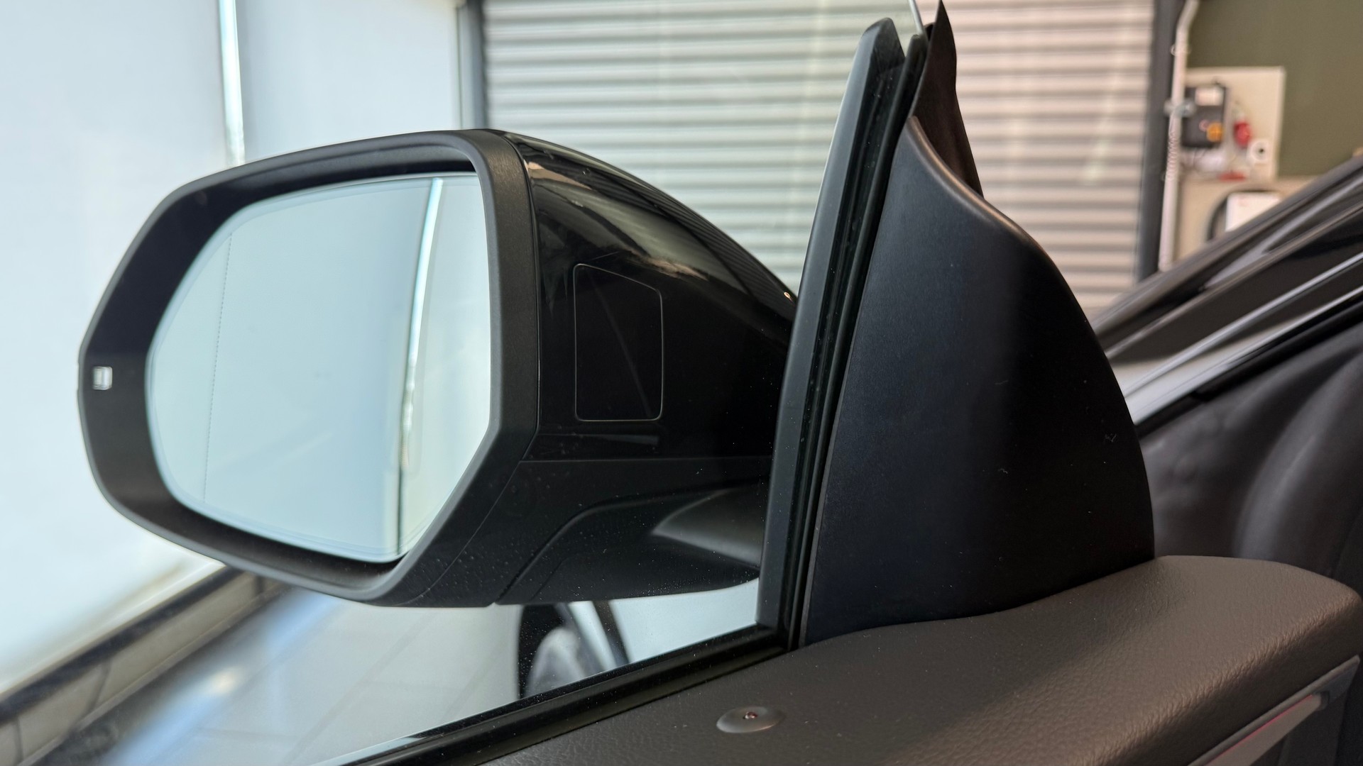 AUDI Q8 3.0 50 TDI Bl. Edition quattro T-Tronic-image-17
