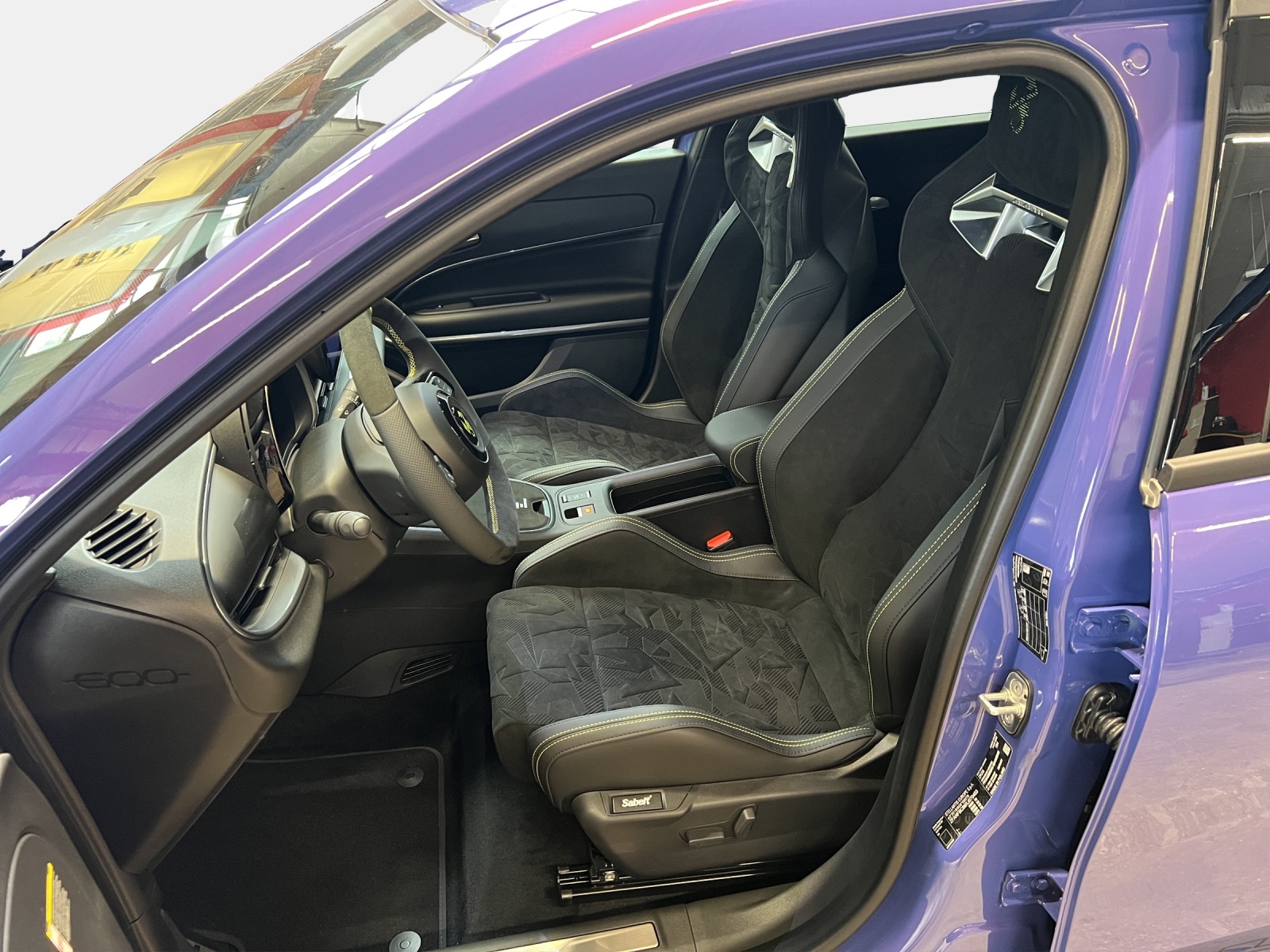 FIAT 600e Abarth 54kWh/281 Scorpionissima-image-8