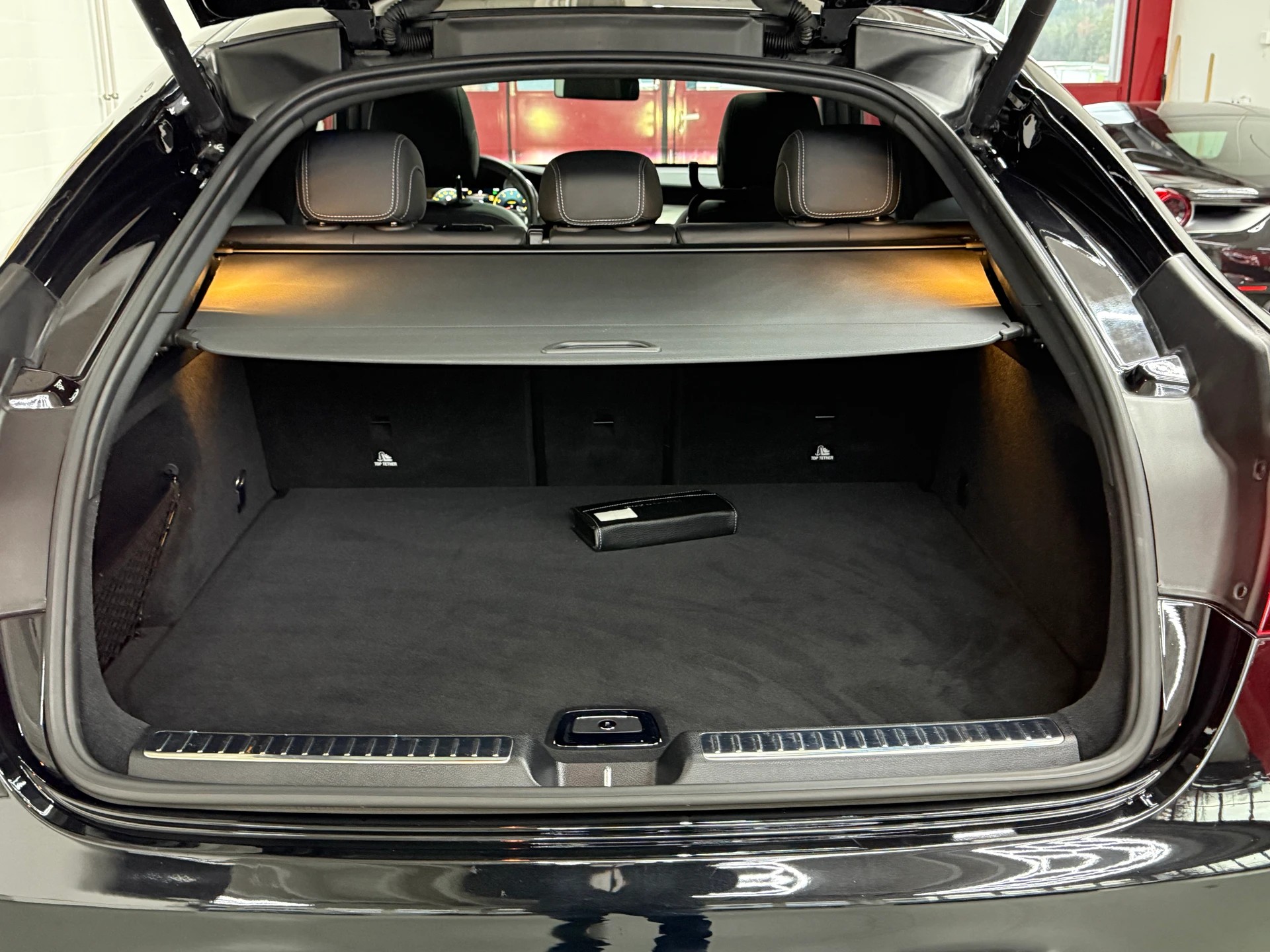 MERCEDES-BENZ GLC Coupé 63 AMG 4Matic 9G-Tronic-image-11