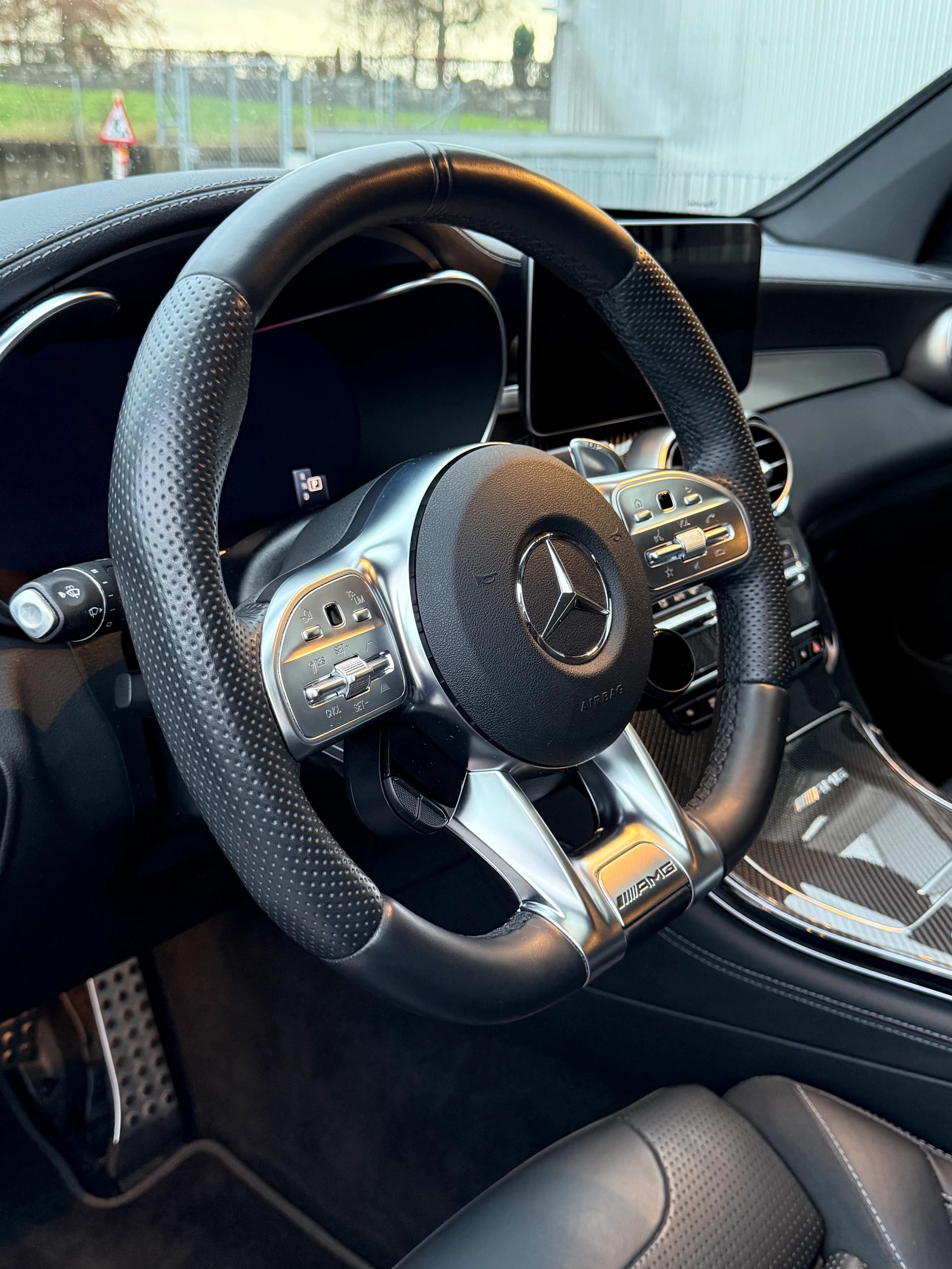 MERCEDES-BENZ GLC Coupé 63 AMG 4Matic 9G-Tronic-image-12