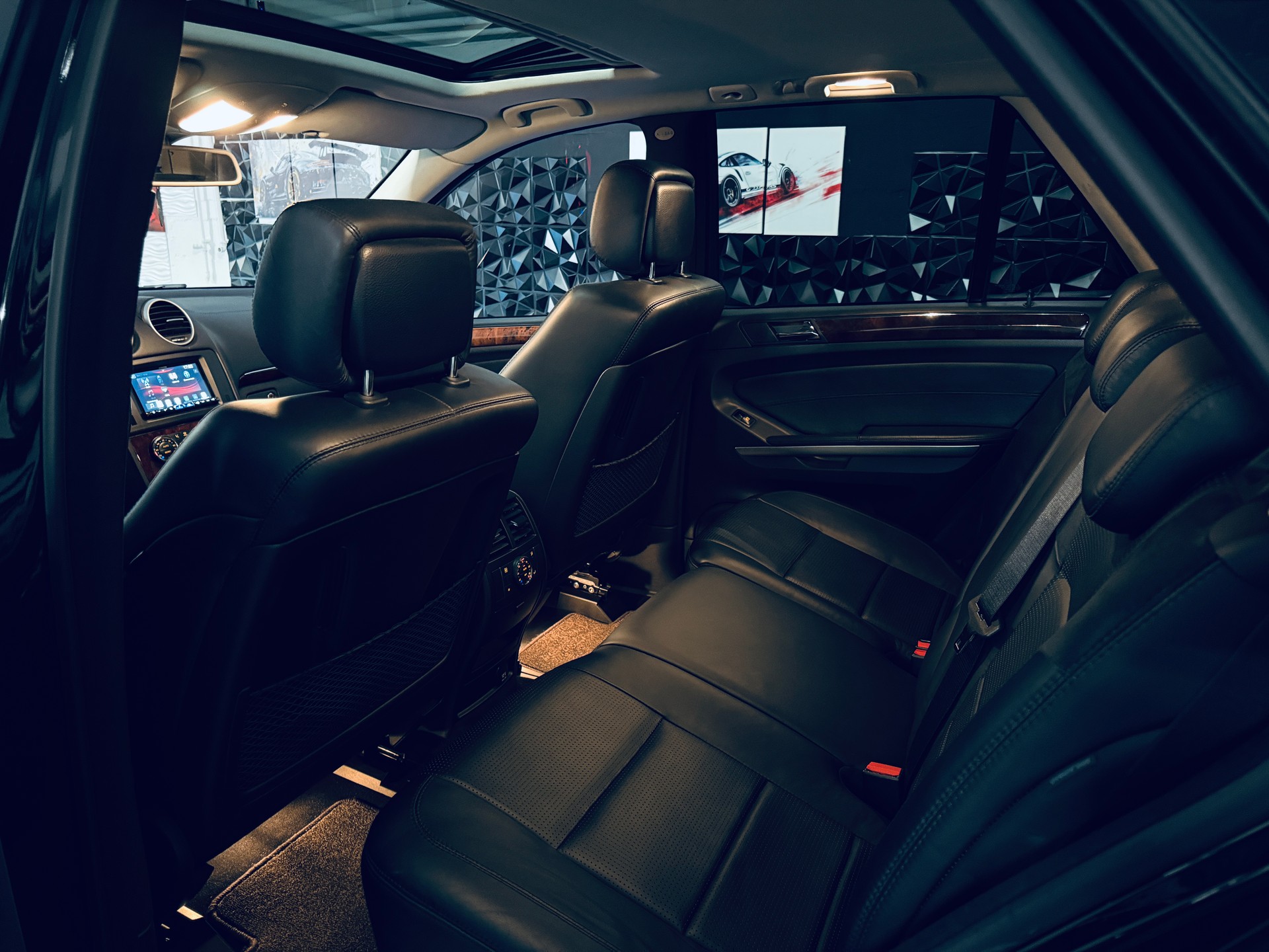 MERCEDES-BENZ ML 63 AMG 4Matic Speedshift-image-21