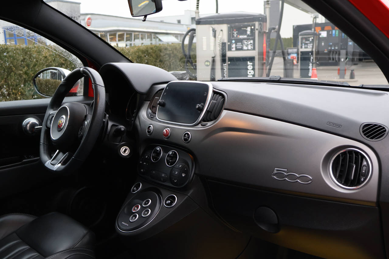 FIAT 595 Abarth 1.4 T-Jet 165 Turismo-image-13