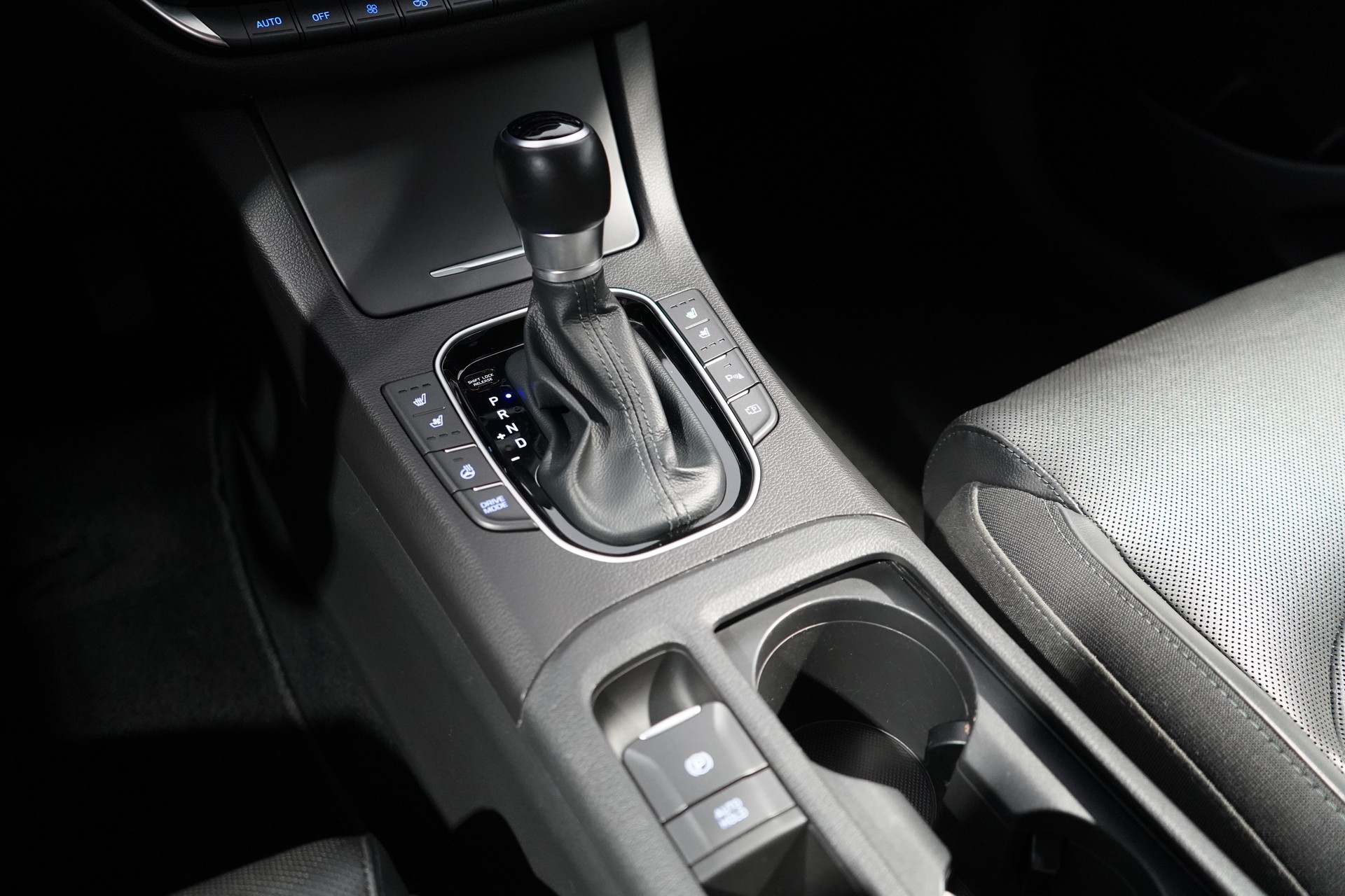 HYUNDAI i30 1.5 T-GDi Vertex DCT-image-11